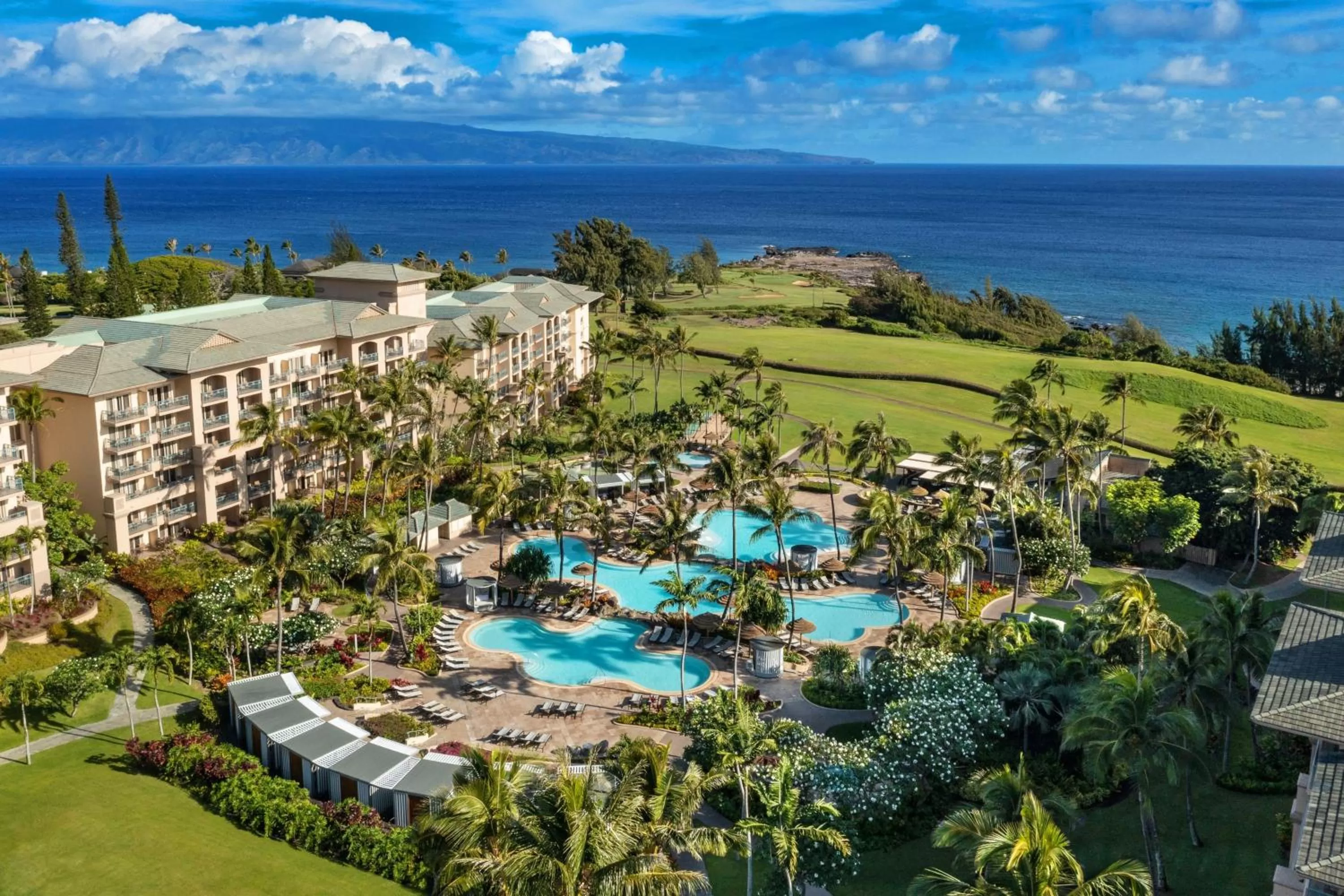 Swimming pool in The Ritz-Carlton Maui, Kapalua