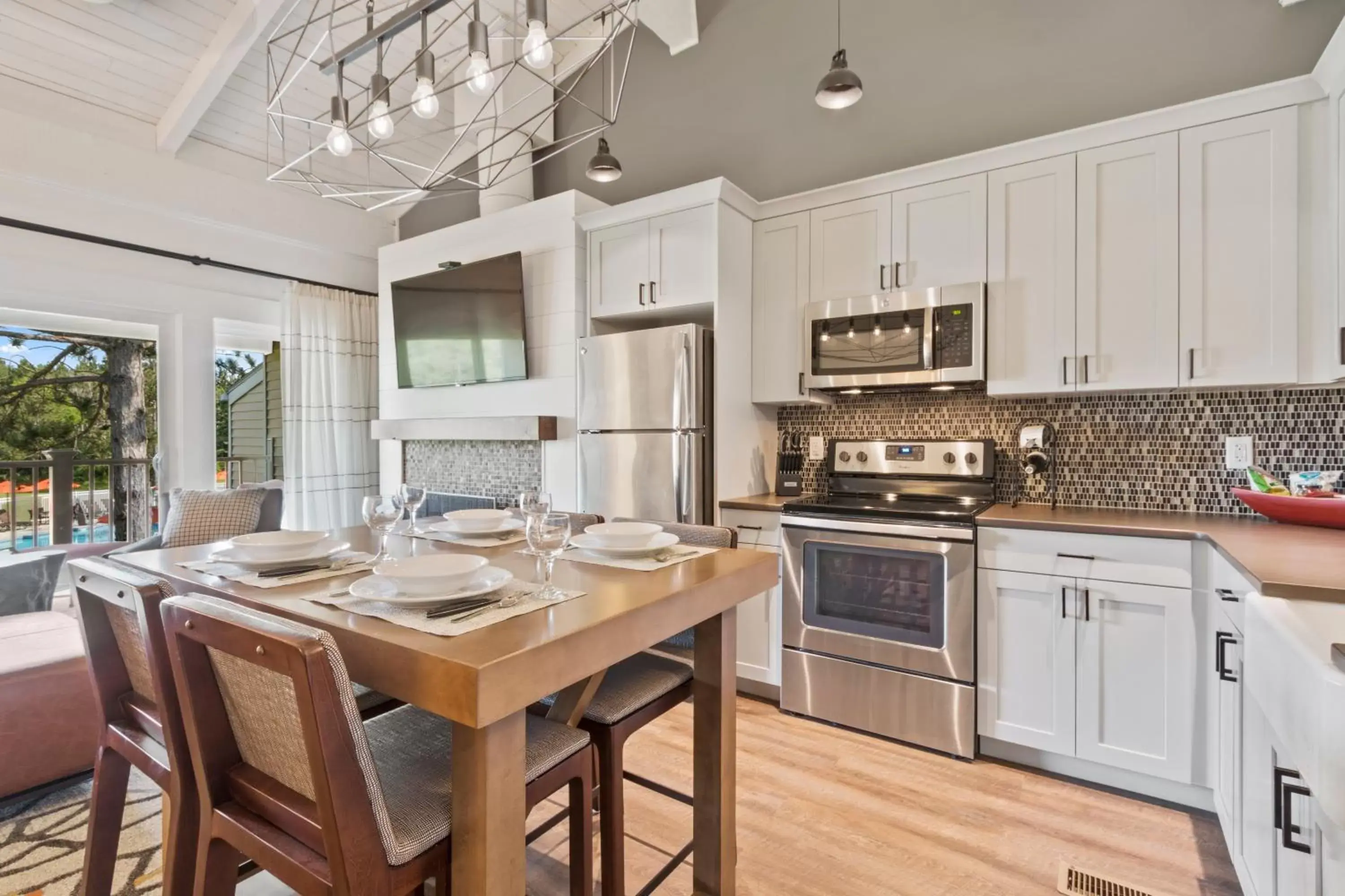 Kitchen or kitchenette, Kitchen/Kitchenette in Grand Geneva Resort and Spa