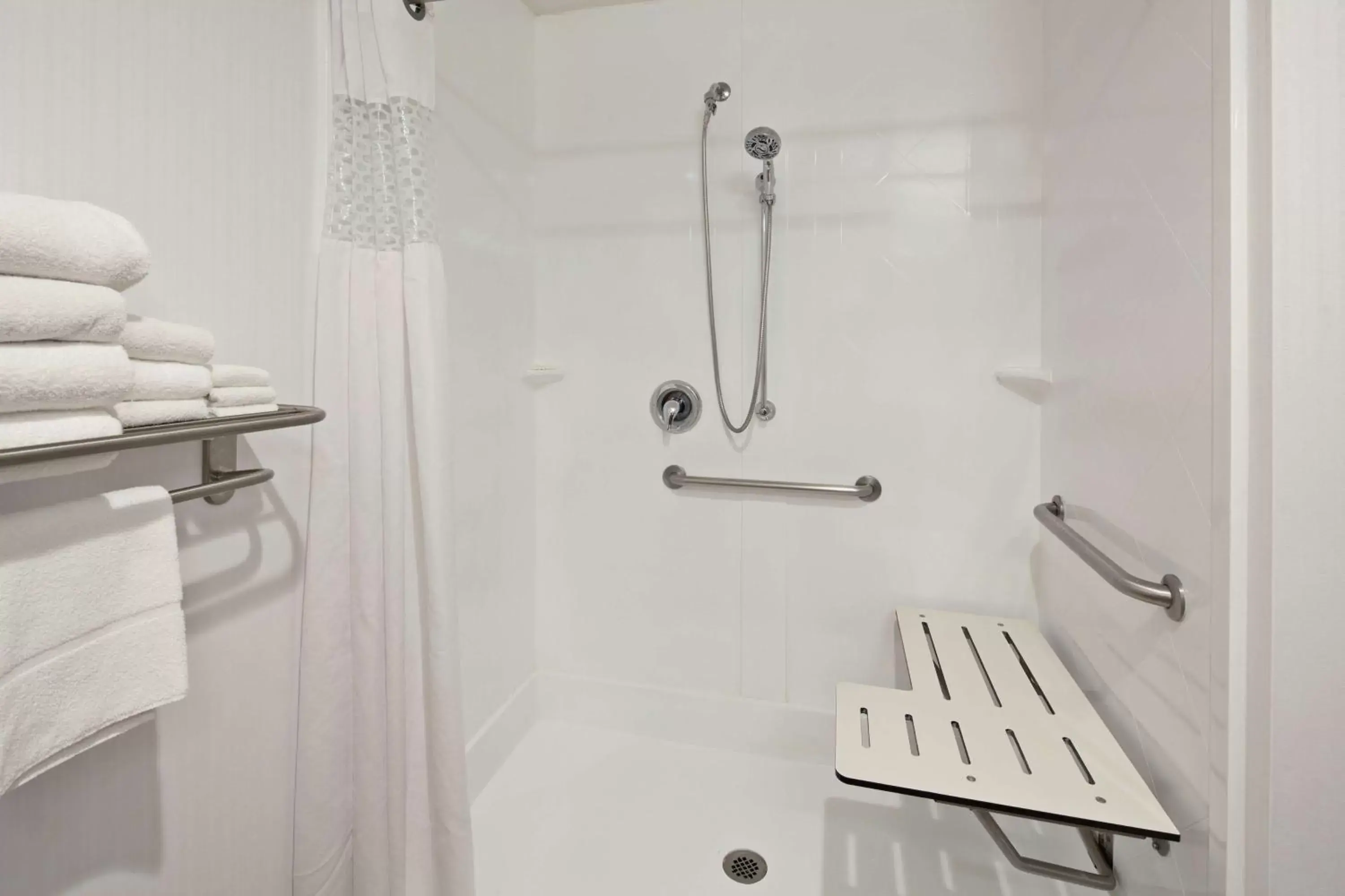 Bathroom in Hampton Inn & Suites Chino Hills