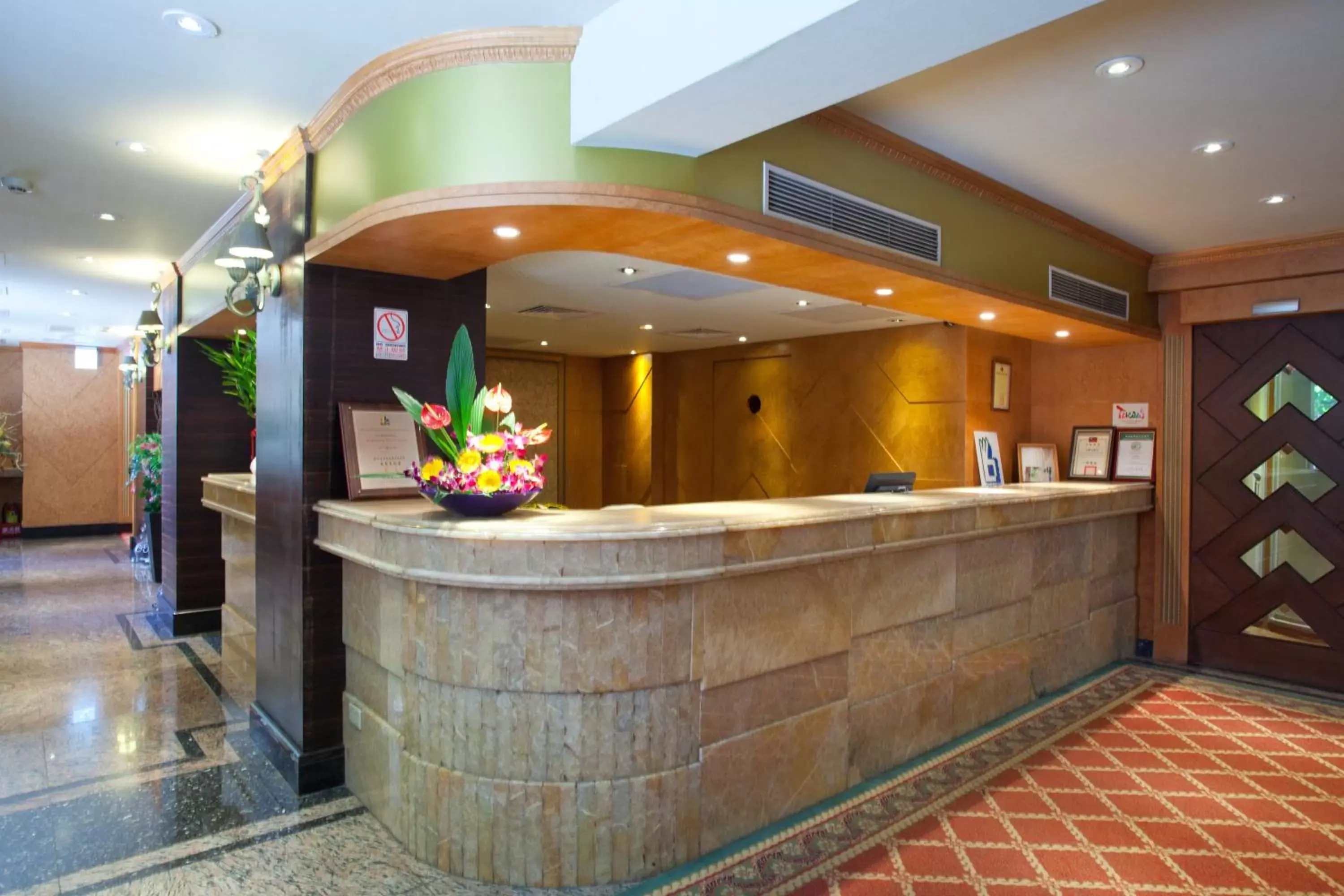 Lobby/Reception in Tai Hope Hotel