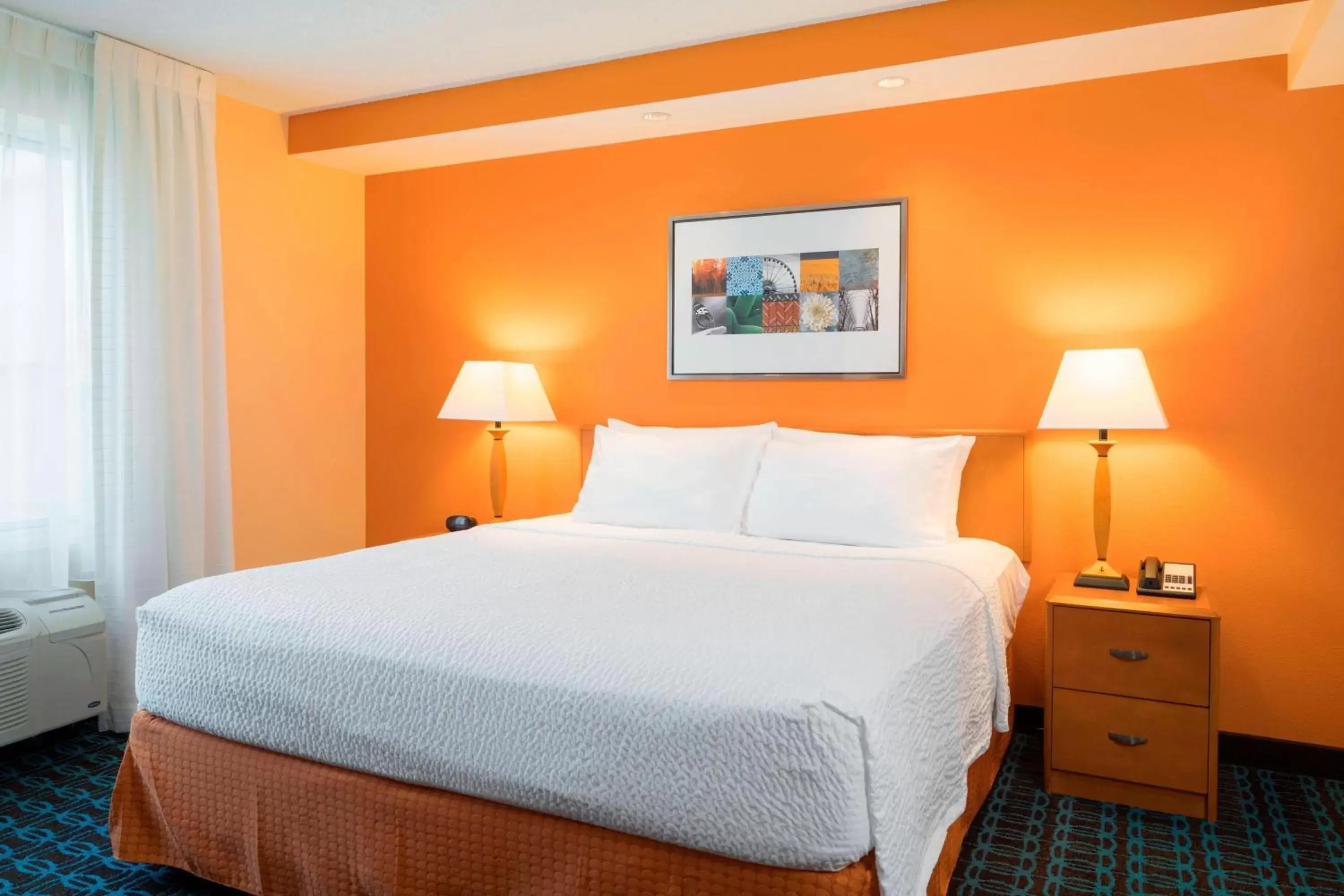 Bedroom, Bed in Fairfield Inn & Suites by Marriott State College