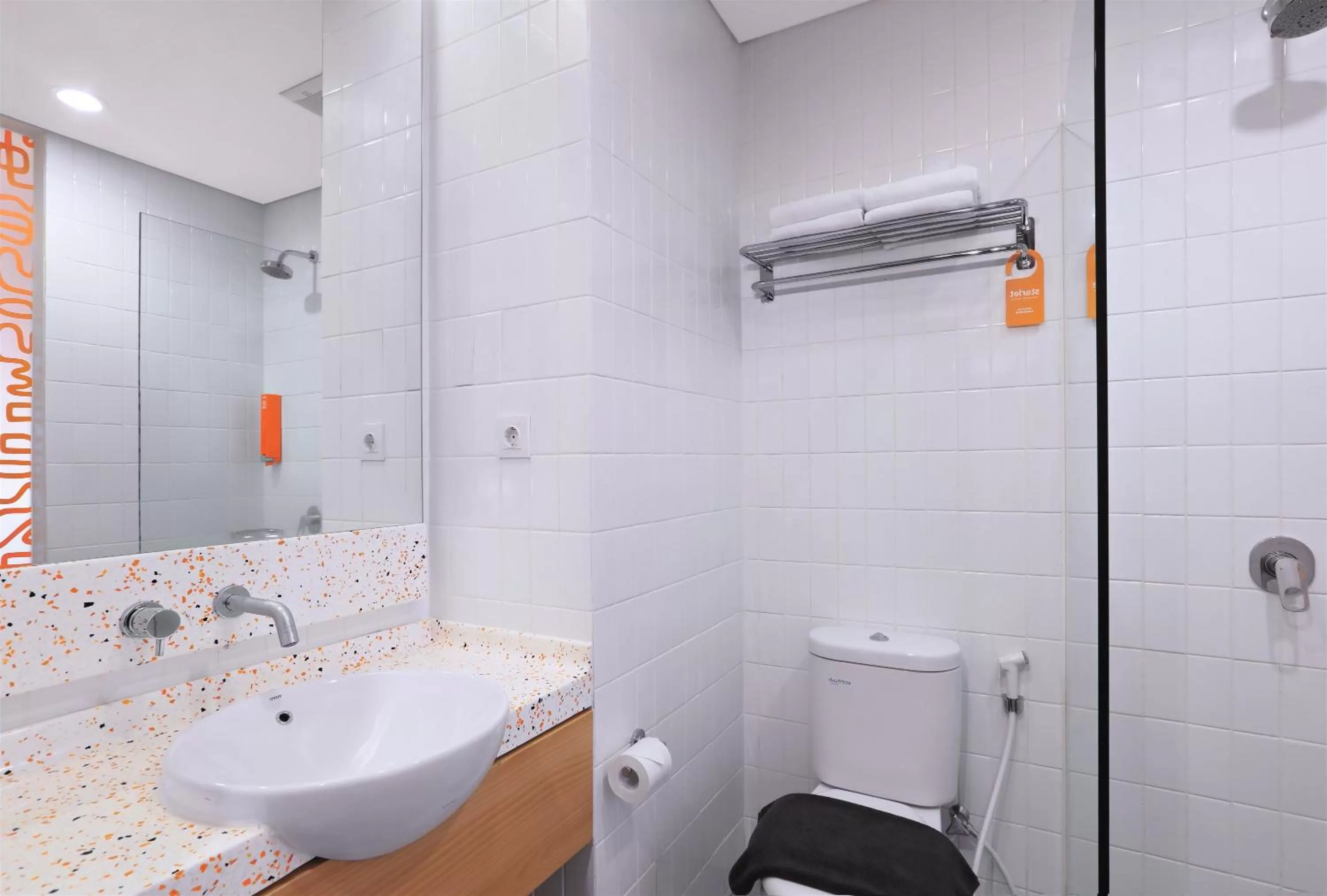 Bathroom in Starlet Hotel BSD City