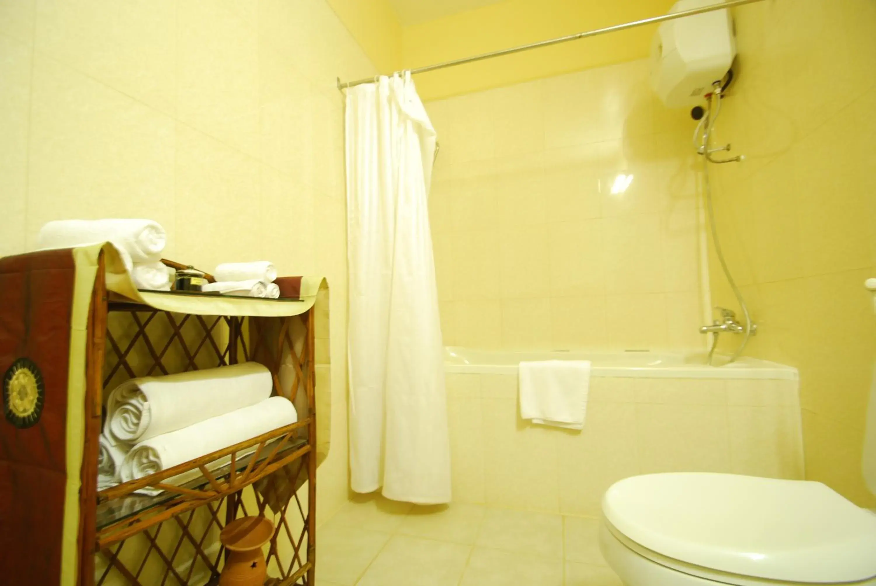 Bathroom in Shining Angkor Boutique Hotel