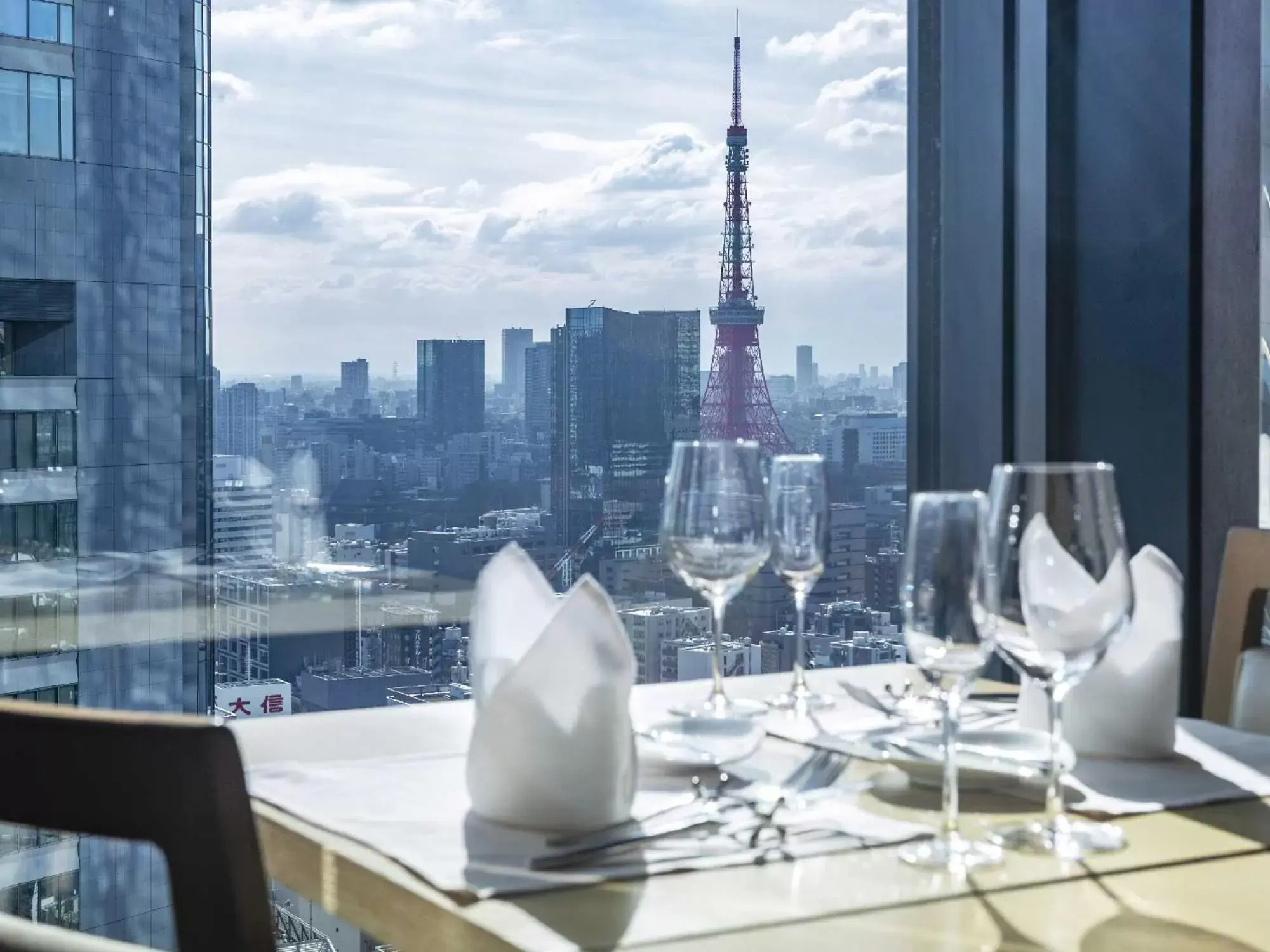 Restaurant/Places to Eat in Royal Park Hotel The Shiodome, Tokyo