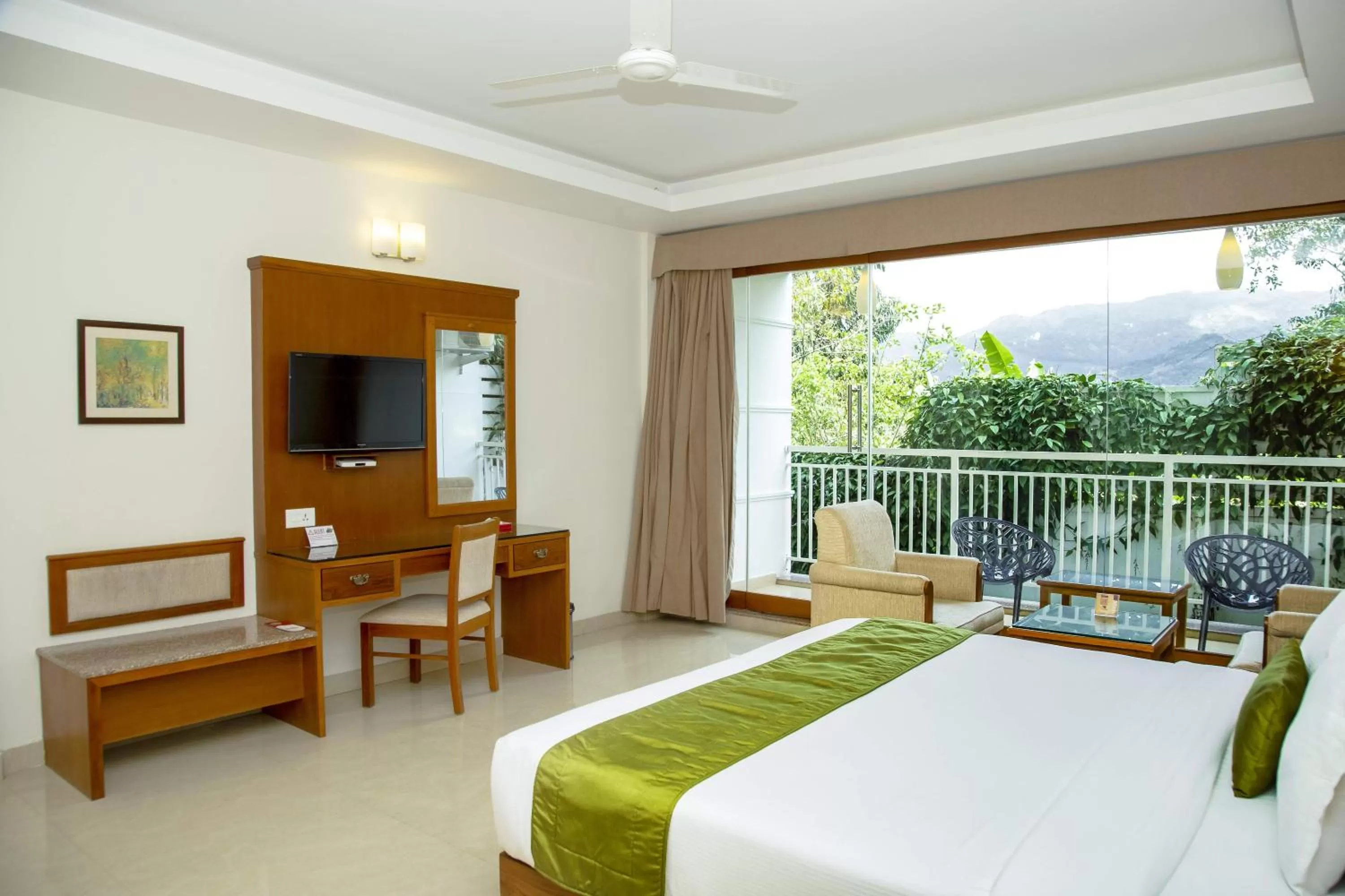 Bed in The Fog Munnar (Resort & Spa)