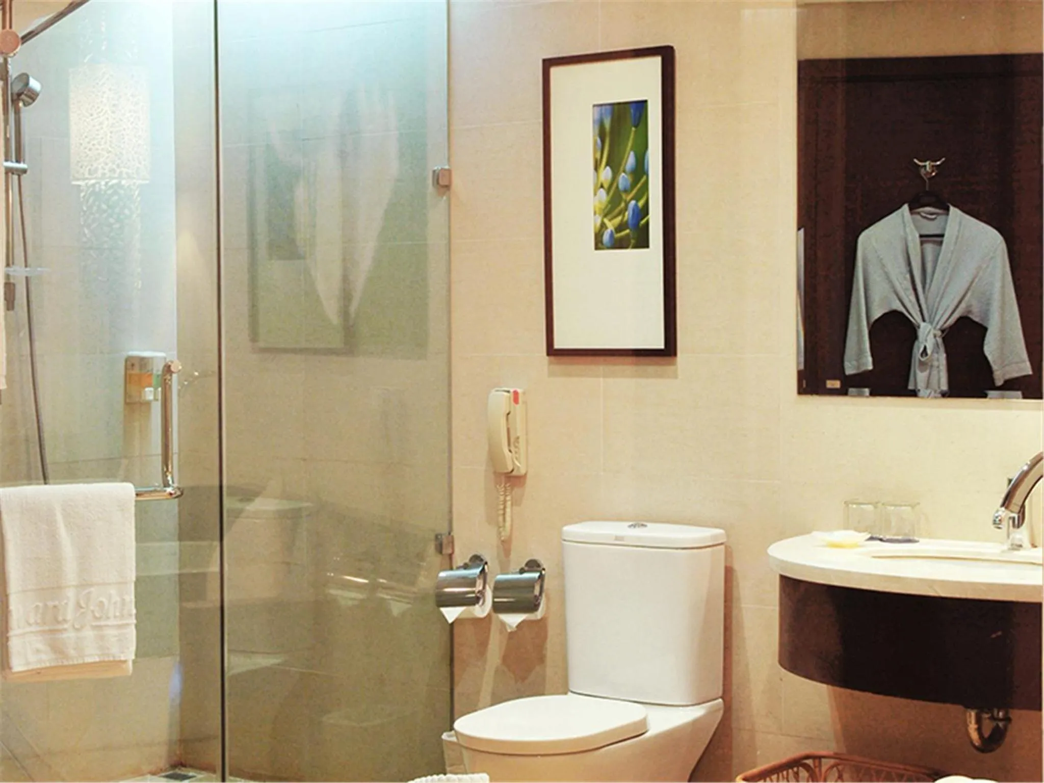 Bathroom in Howard Johnson Resort Sanya Bay