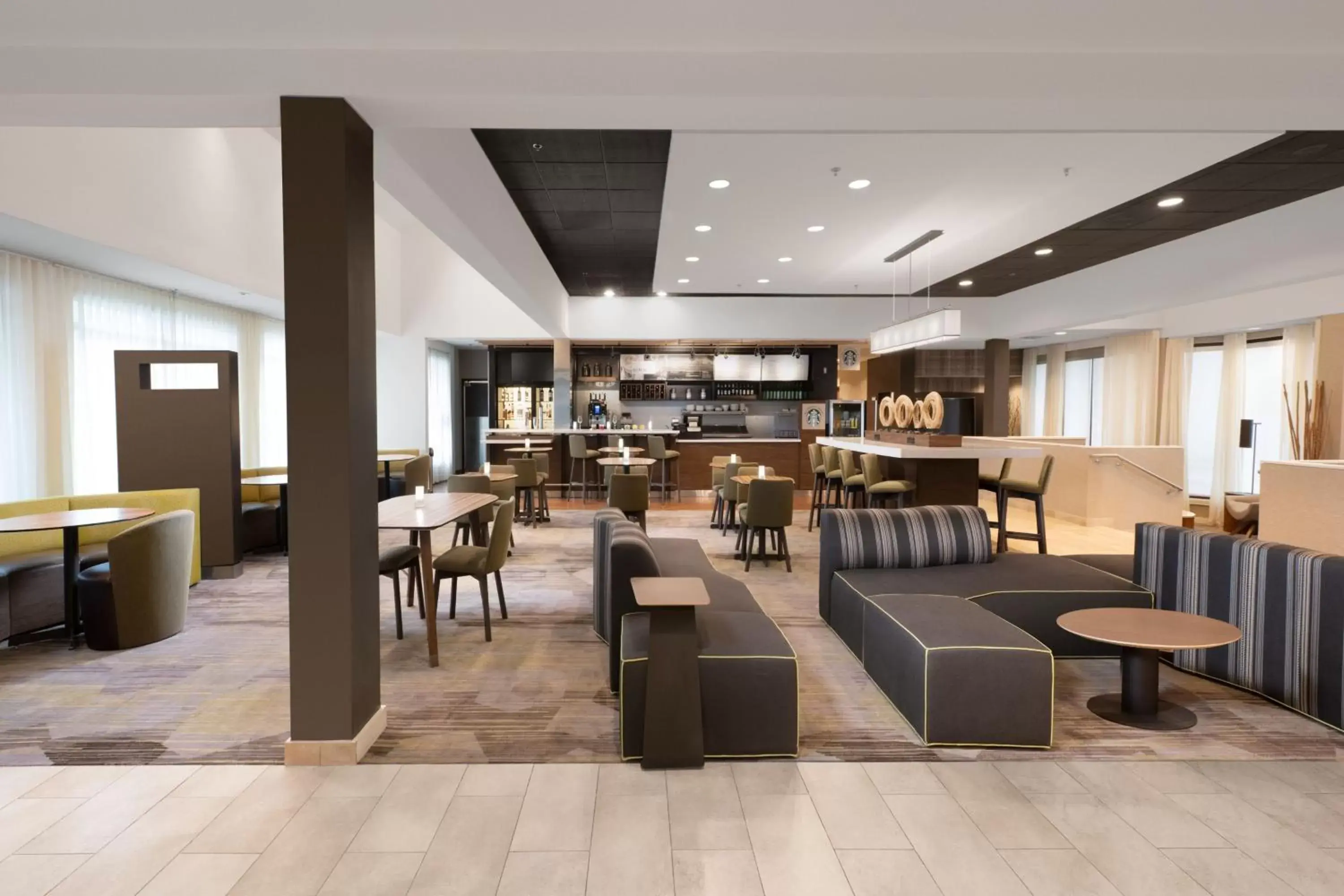 Lobby or reception, Restaurant/Places to Eat in Courtyard by Marriott Dallas Plano Parkway at Preston Road