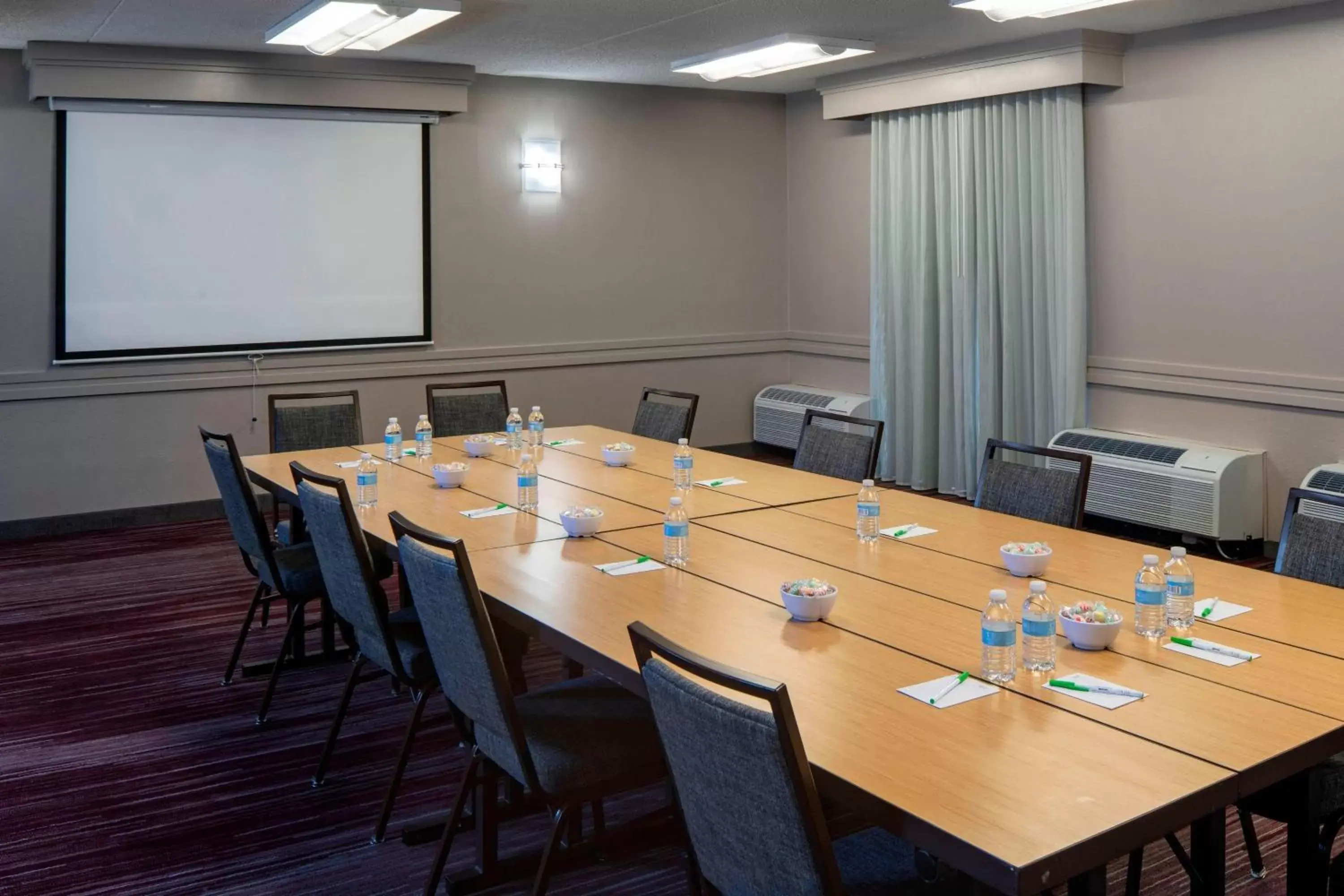 Meeting/conference room, Business Area/Conference Room in Courtyard by Marriott Nashville Brentwood