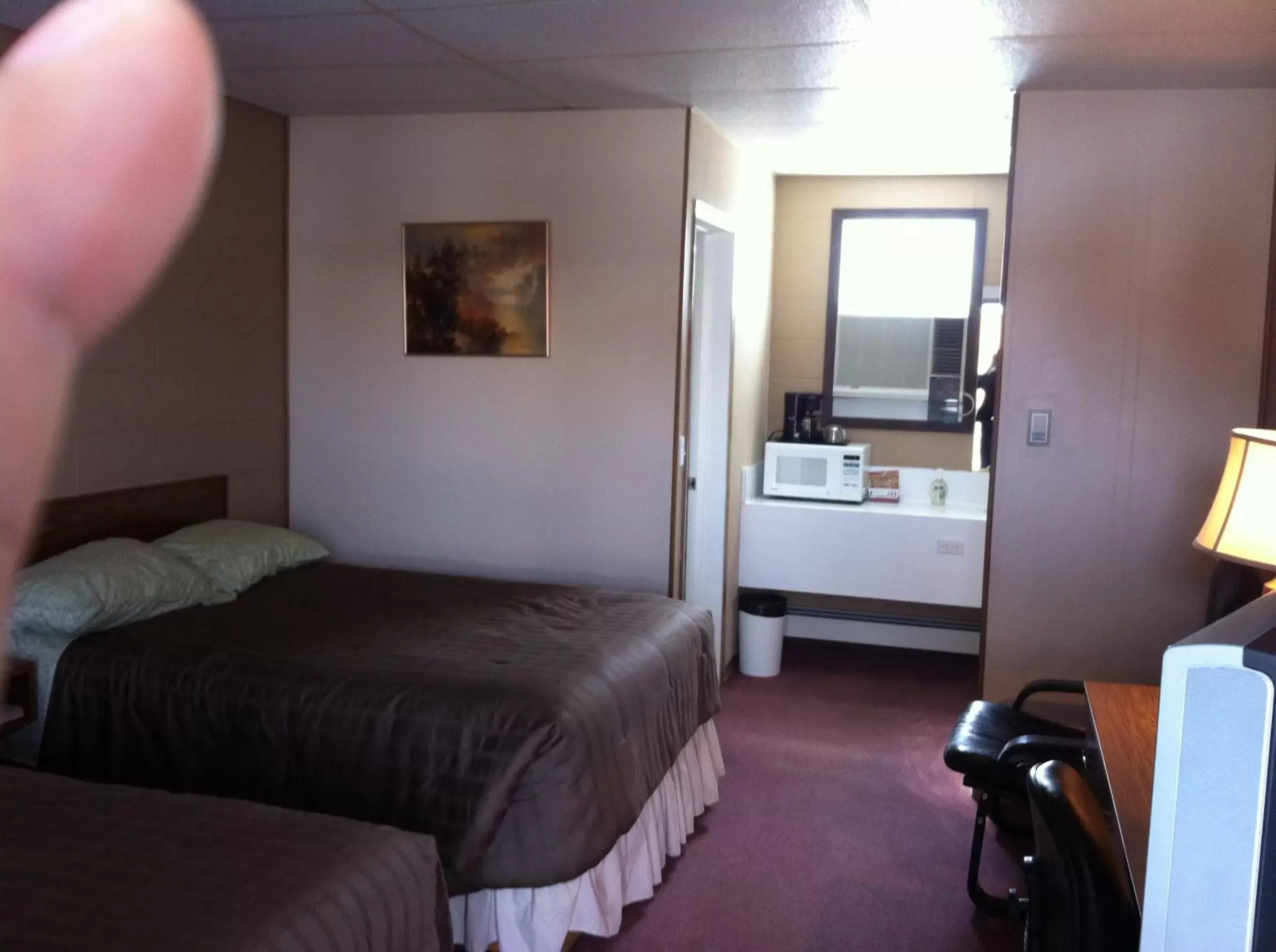 Double Room in Rest Easy Motel