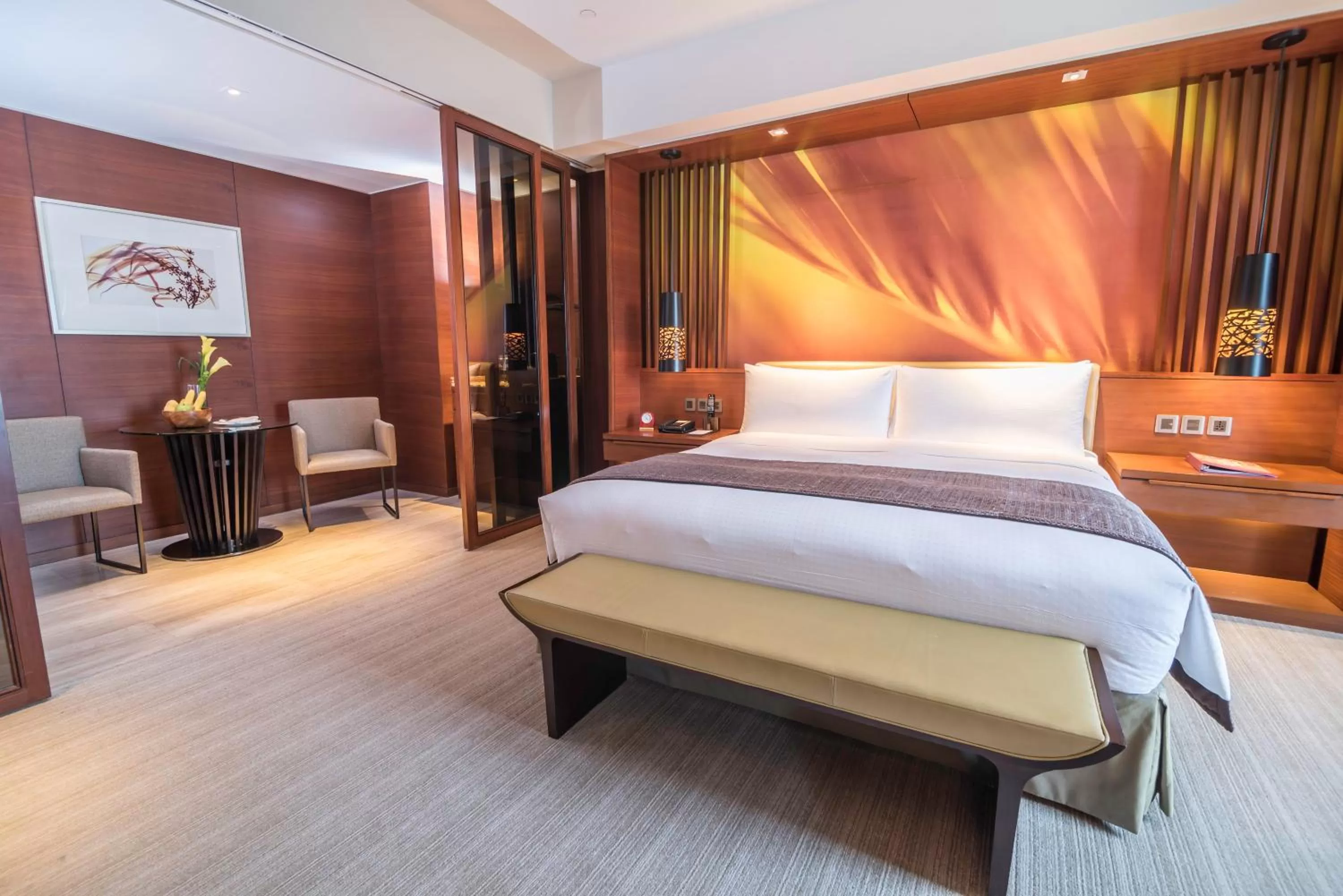 Photo of the whole room, Bed in Marco Polo Ortigas Manila