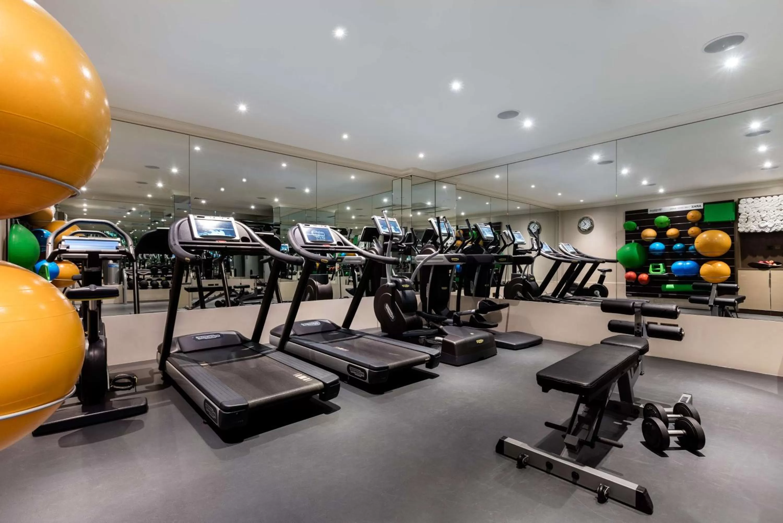 Fitness centre/facilities in Radisson Blu Hotel, London Mercer Street