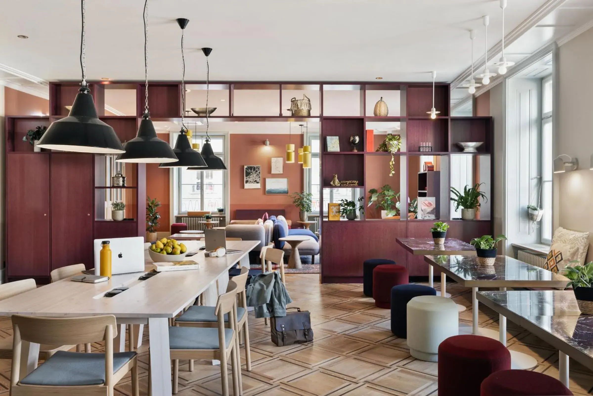 Restaurant/Places to Eat in Stay KooooK Bern City - Online Check In
