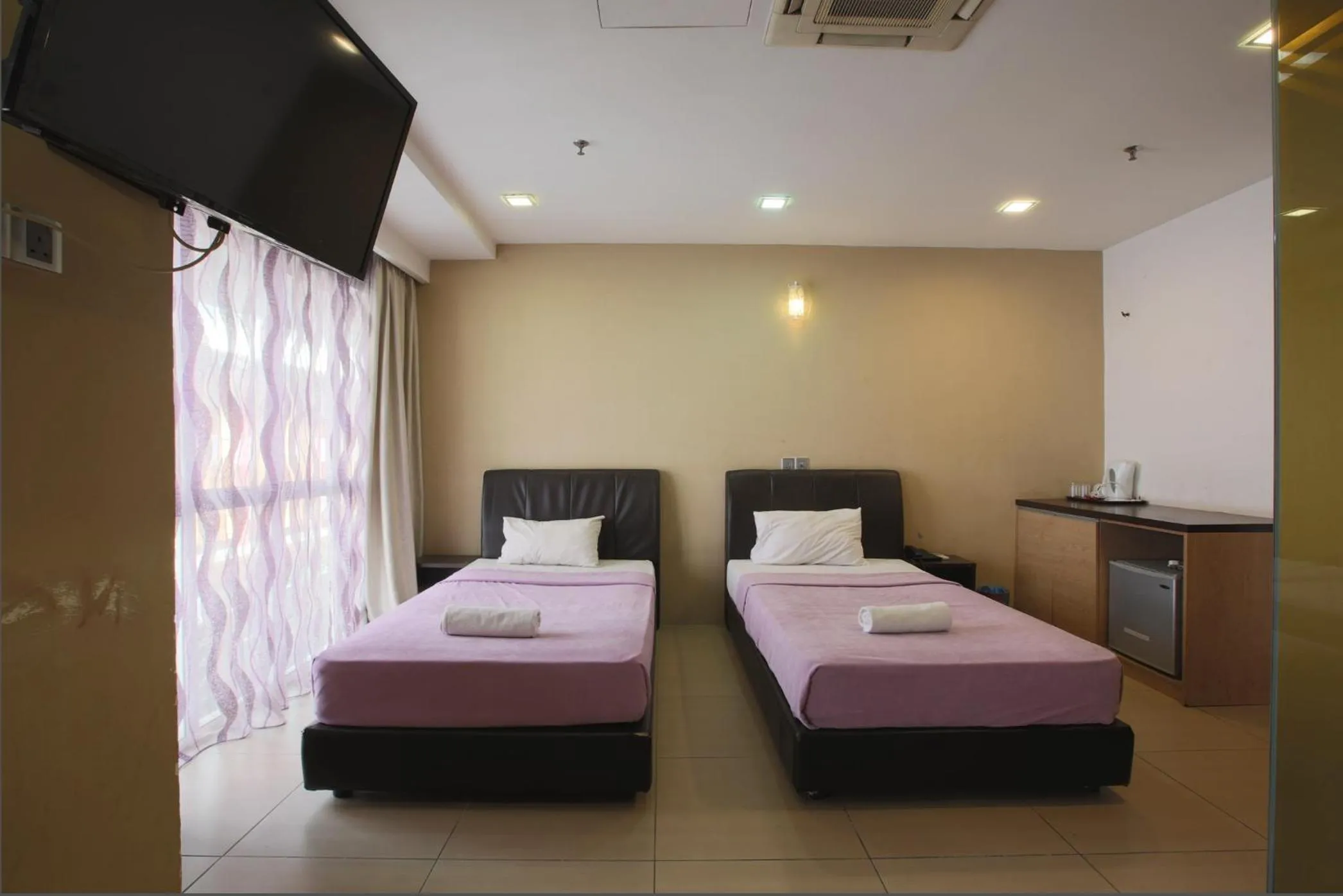 Bedroom, Bed in T Hotel Jalan Tar