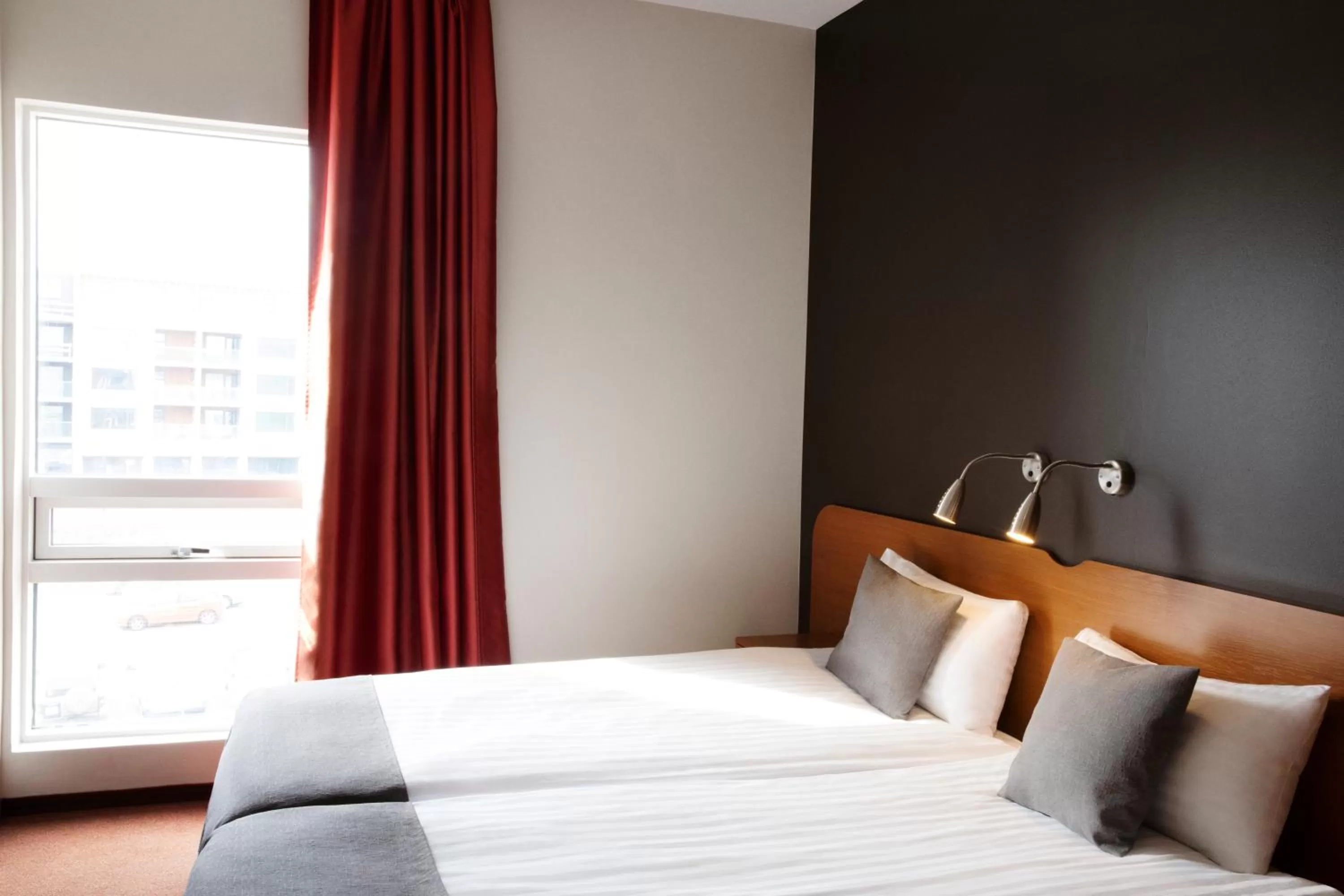 Bedroom, Bed in Fosshotel Baron