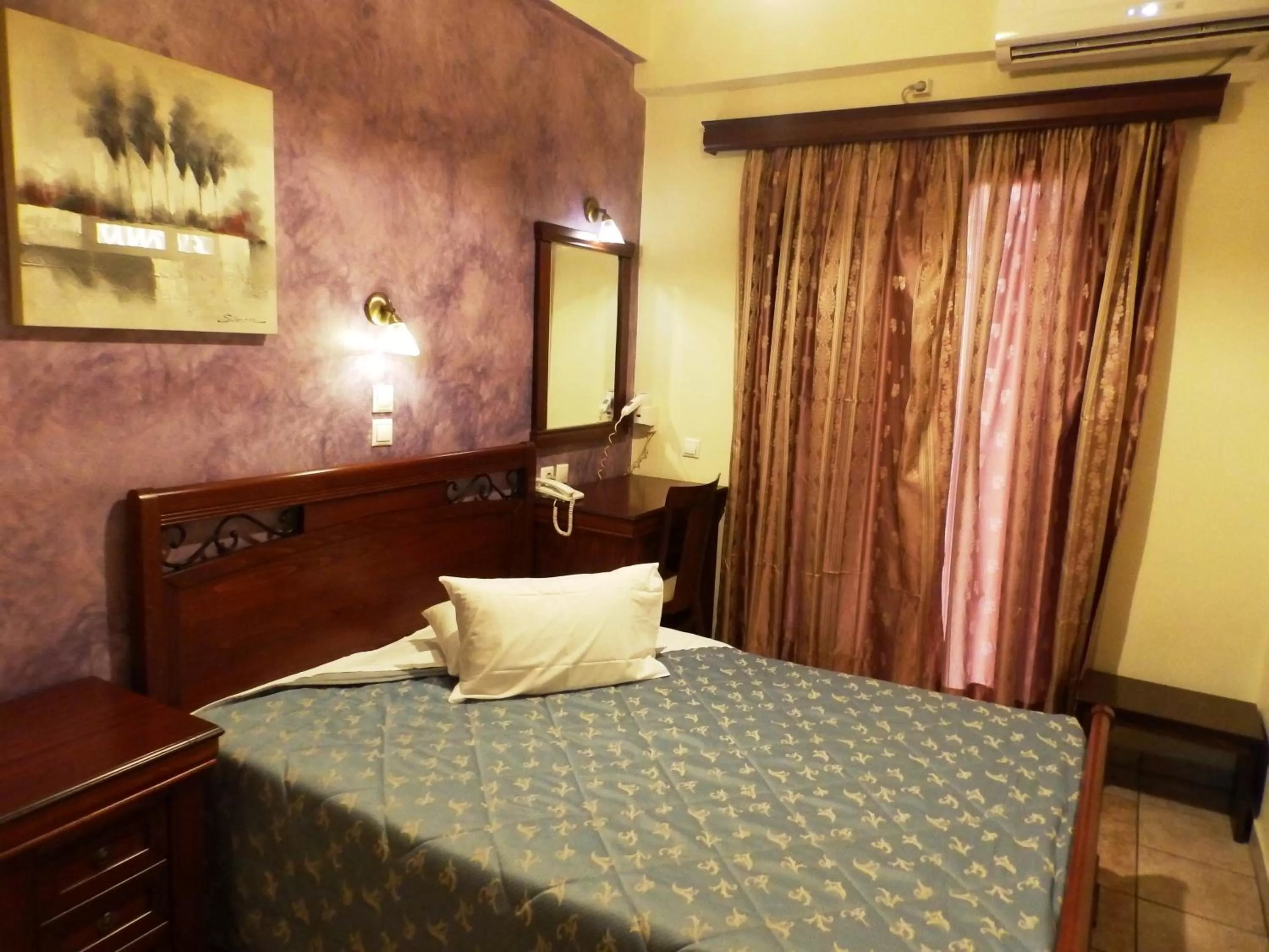 Bed in Pergamos Hotel