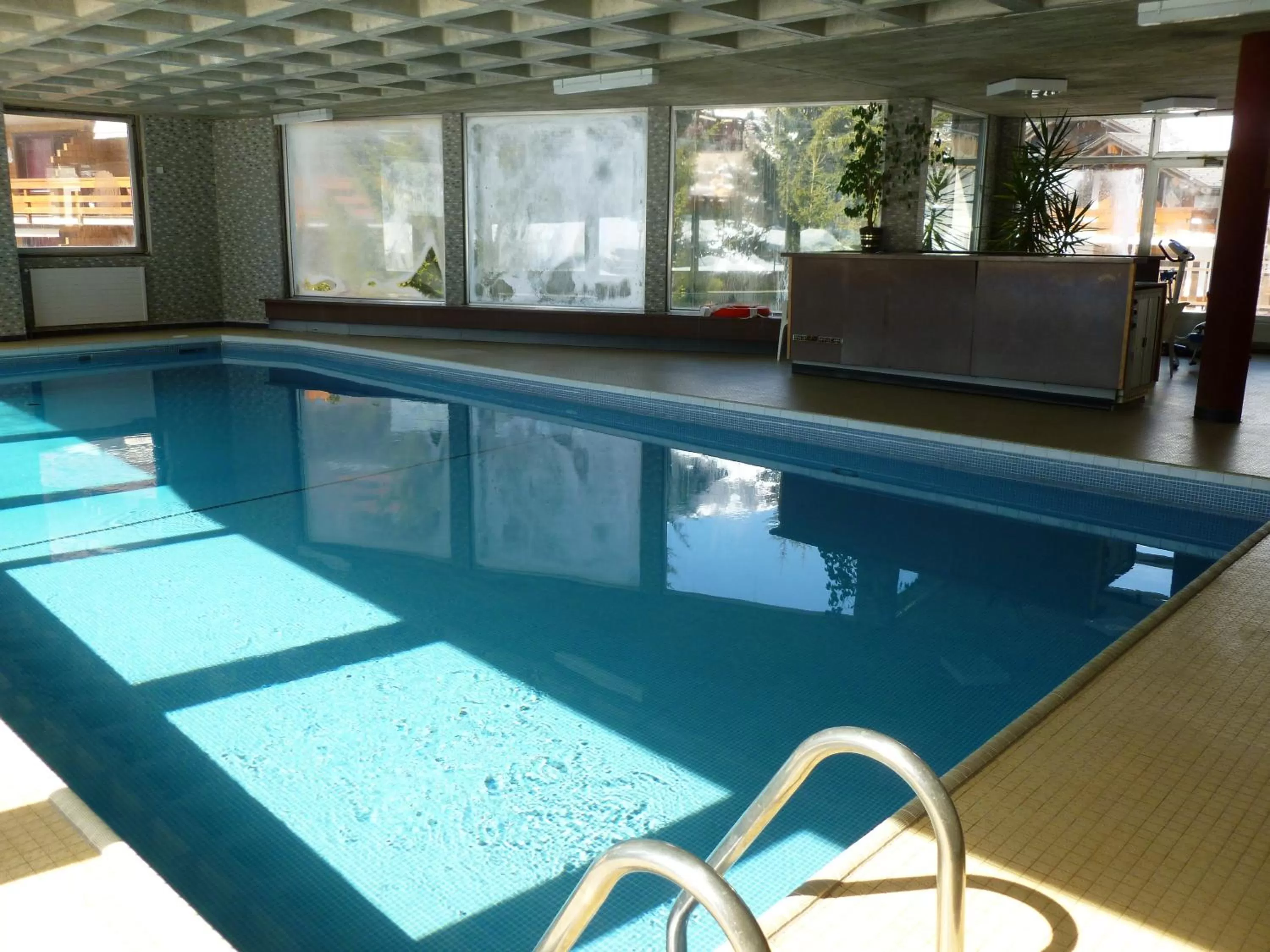 Swimming Pool in Hotel de la Poste Verbier