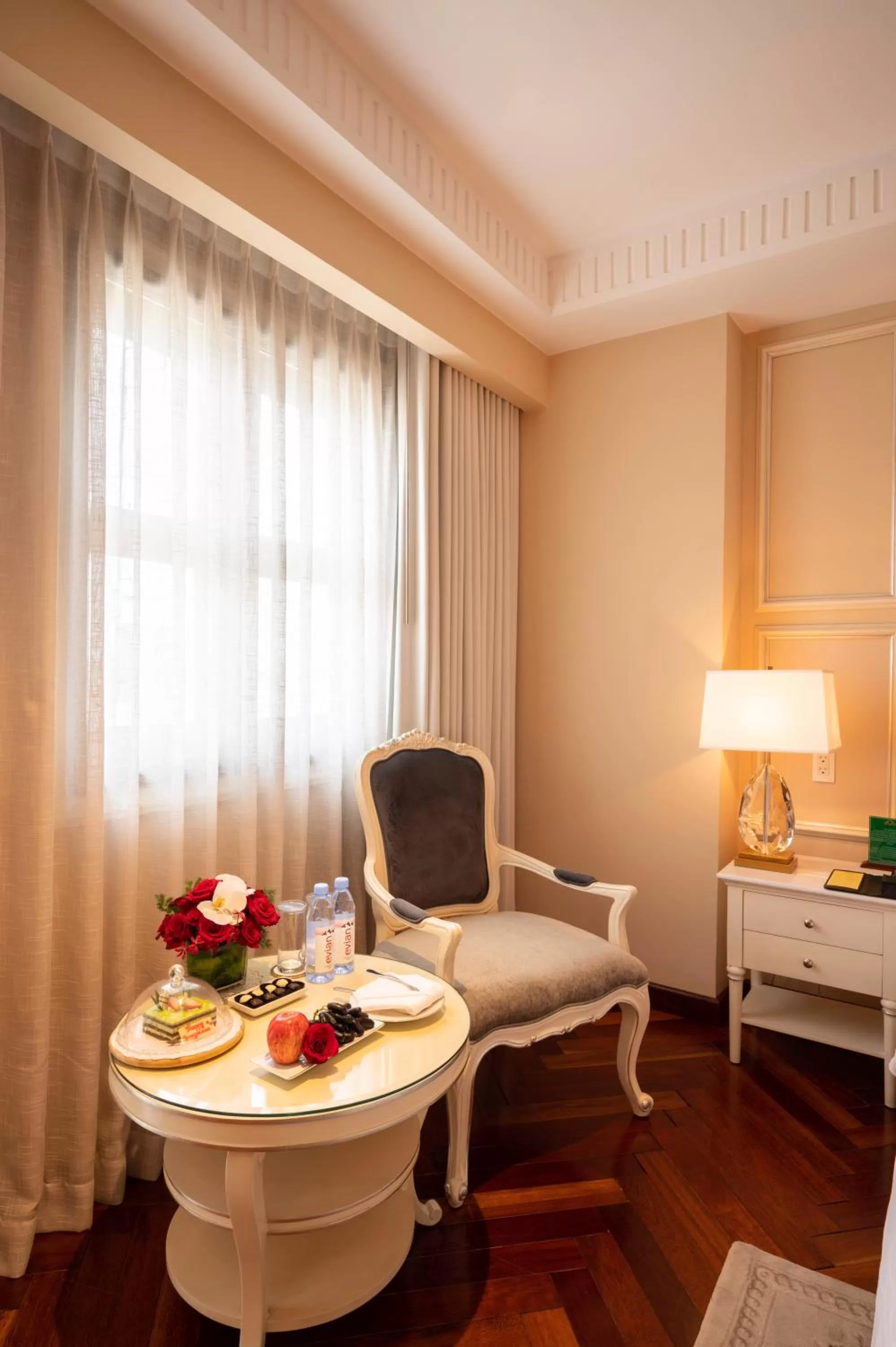 Seating area in Hotel Majestic Saigon