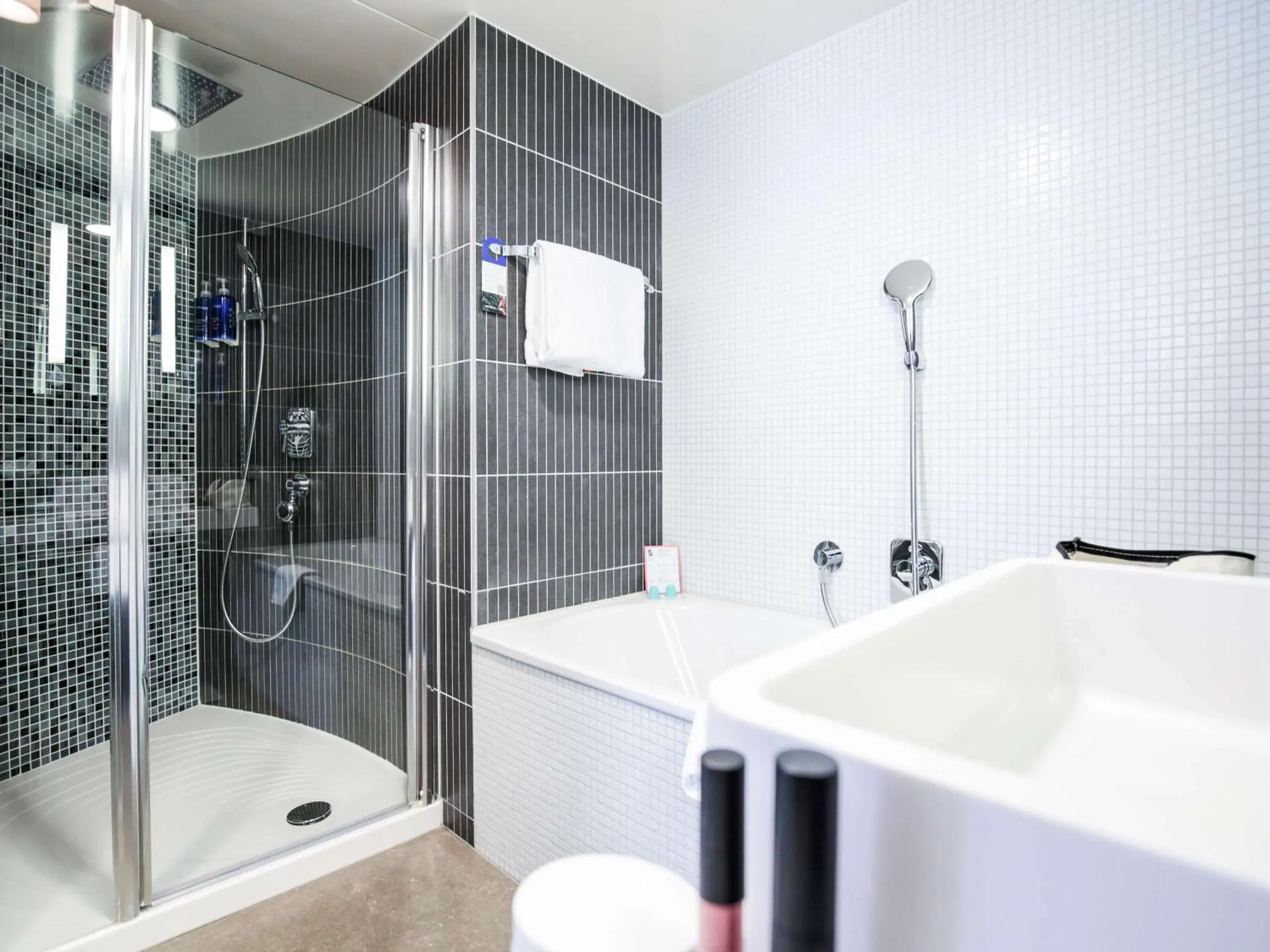Bathroom in Novotel Suites Luxembourg