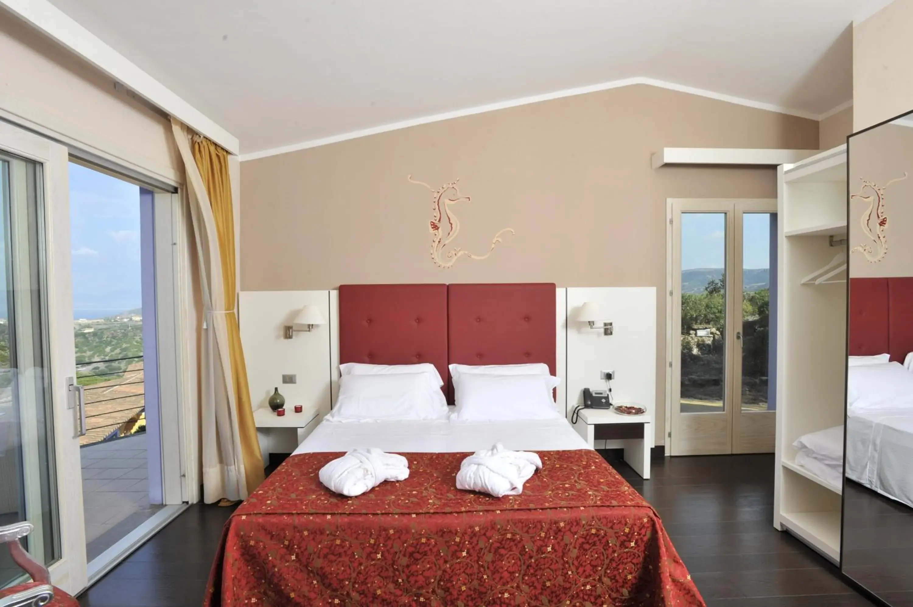 Photo of the whole room, Bed in Bajaloglia Resort