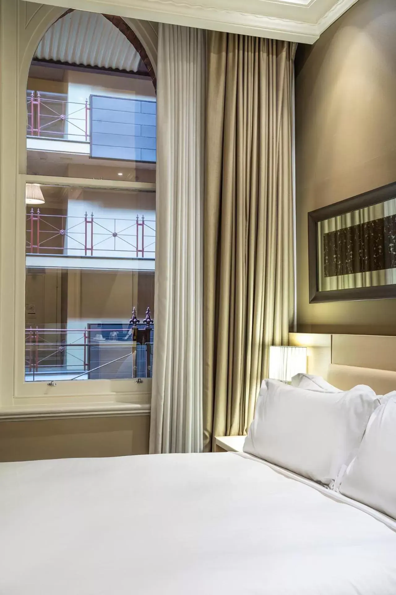 Bed in InterContinental Melbourne The Rialto by IHG Bed in InterContinental Melbourne The Rialto by IHG