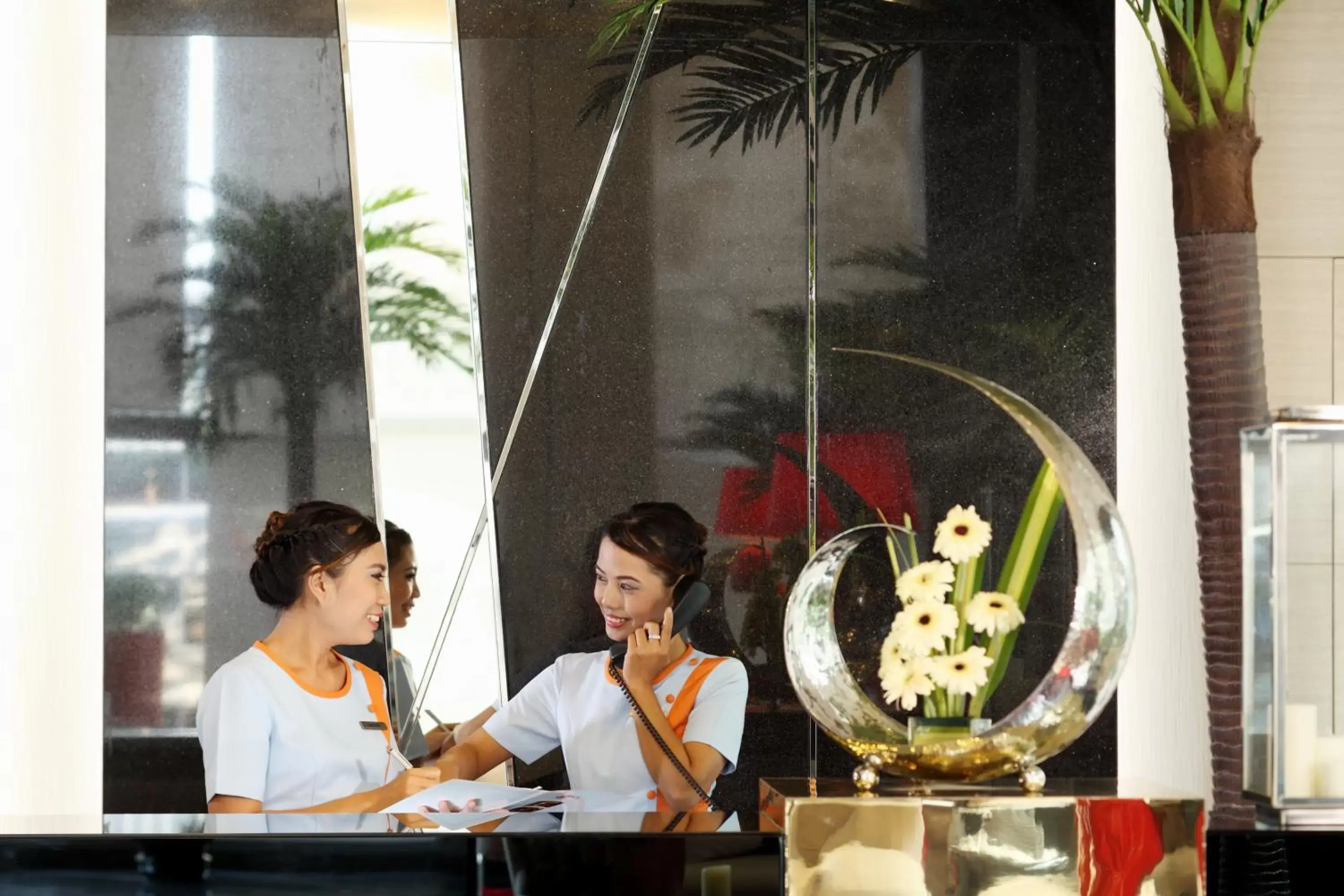 Staff in De Mandarin Nova Express Hotel