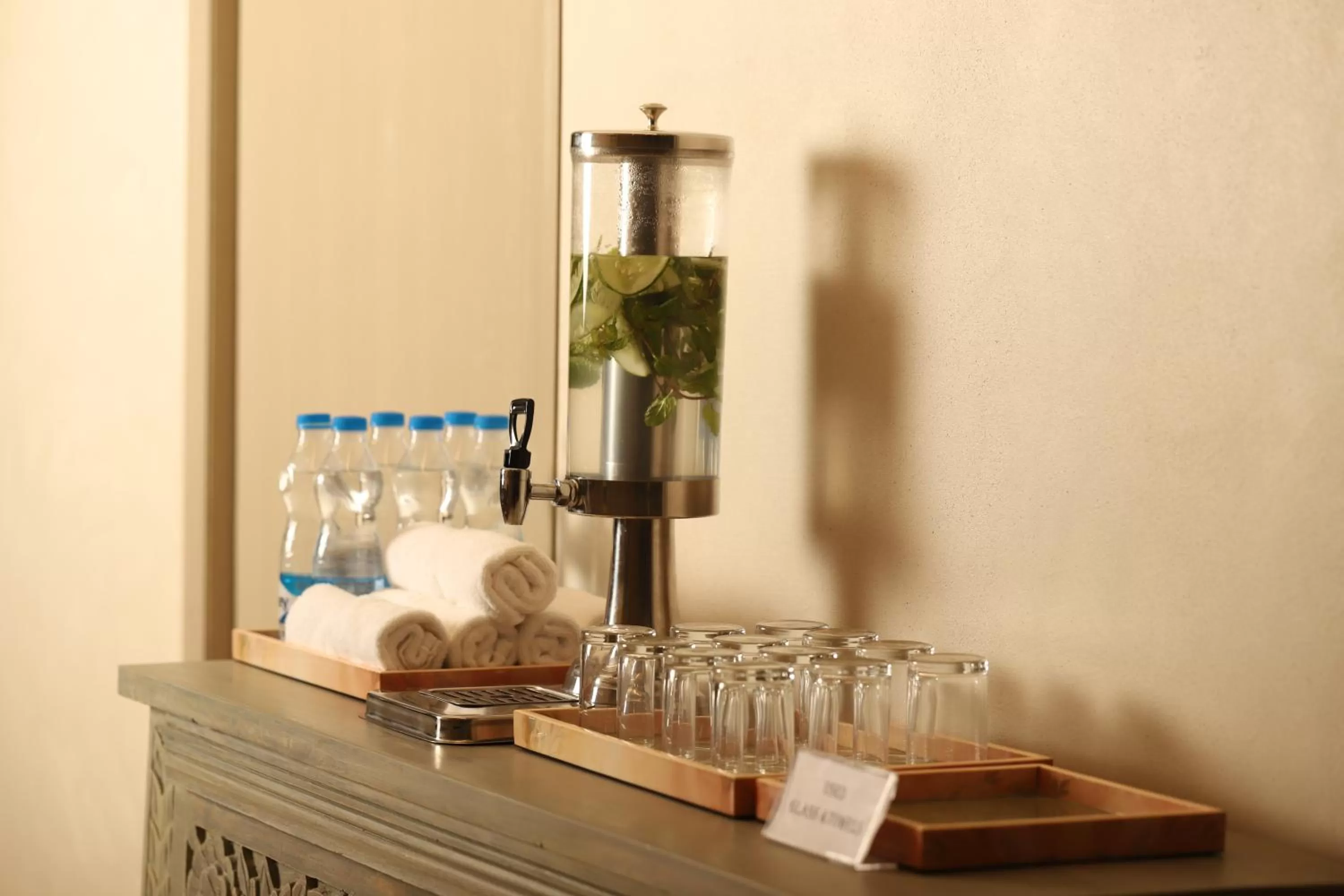 Jade Suites - Luxury Boutique Hotel