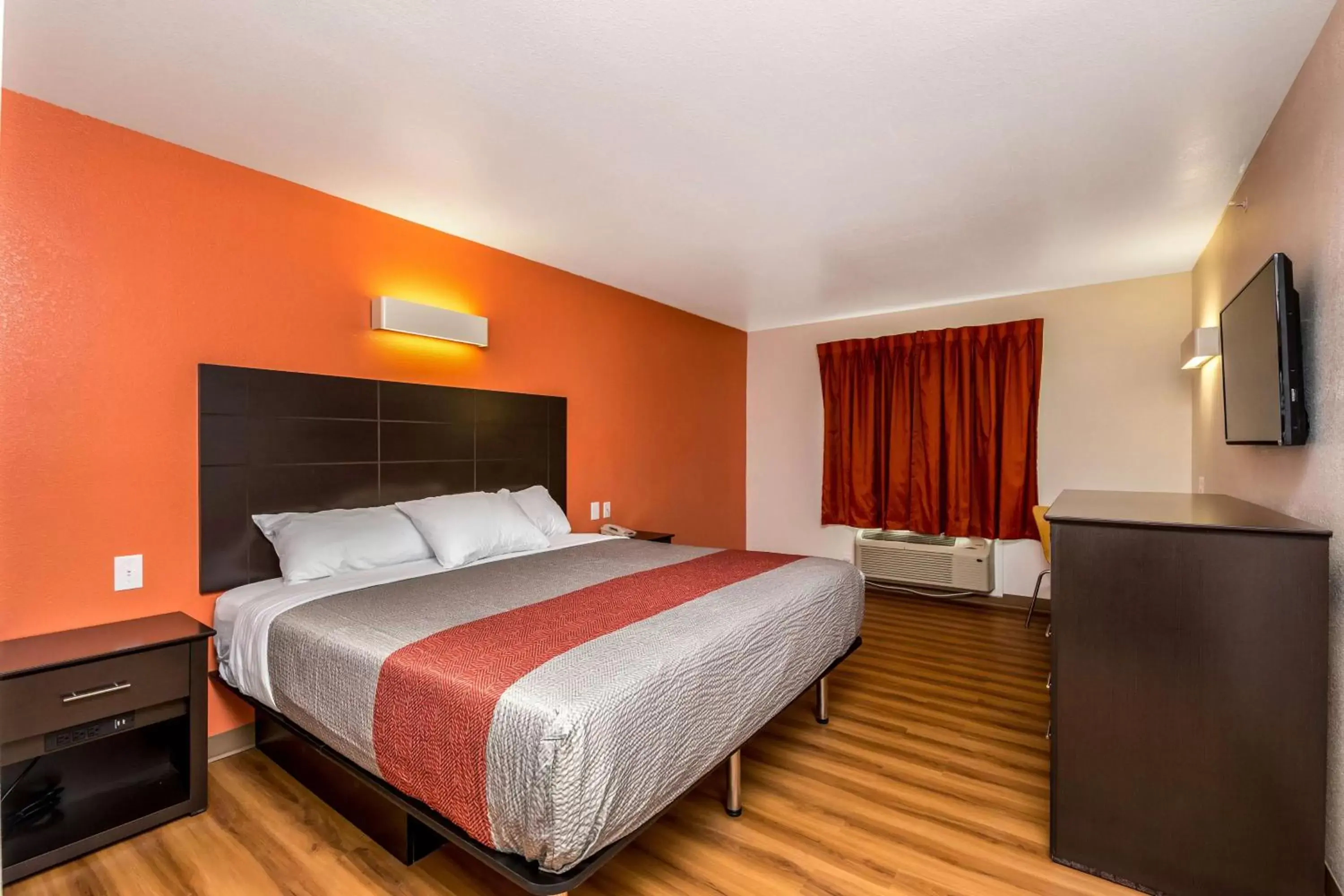 Bedroom, Bed in Motel 6 Peoria Bedroom, Bed in Motel 6 Peoria