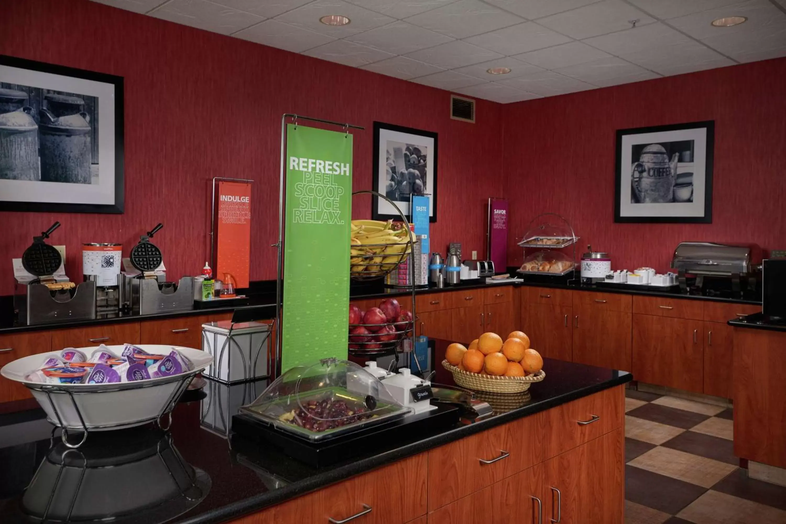 Dining area, Restaurant/Places to Eat in Hampton Inn Shrewsbury