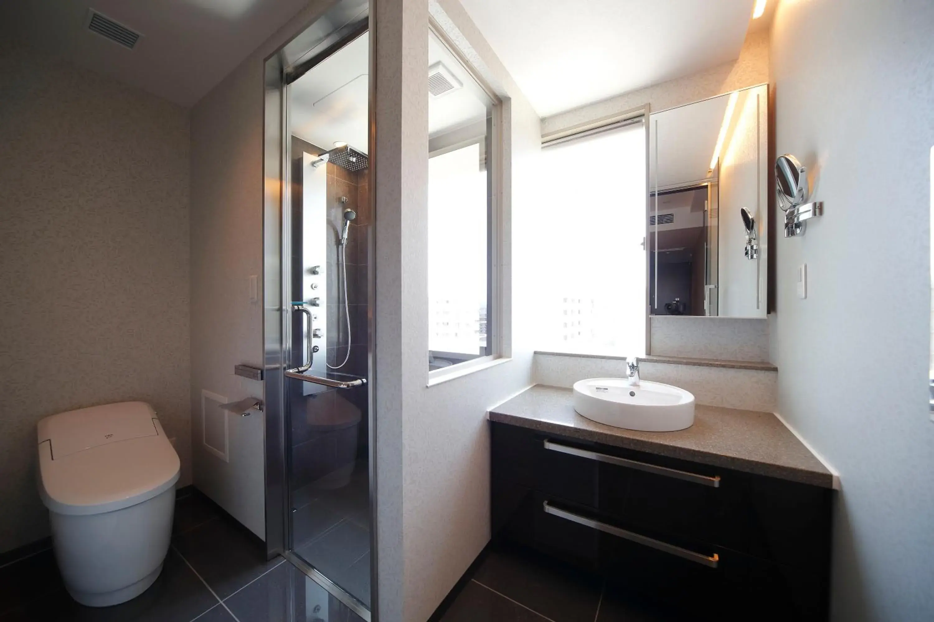 Photo of the whole room, Bathroom in Piazza Hotel Nara