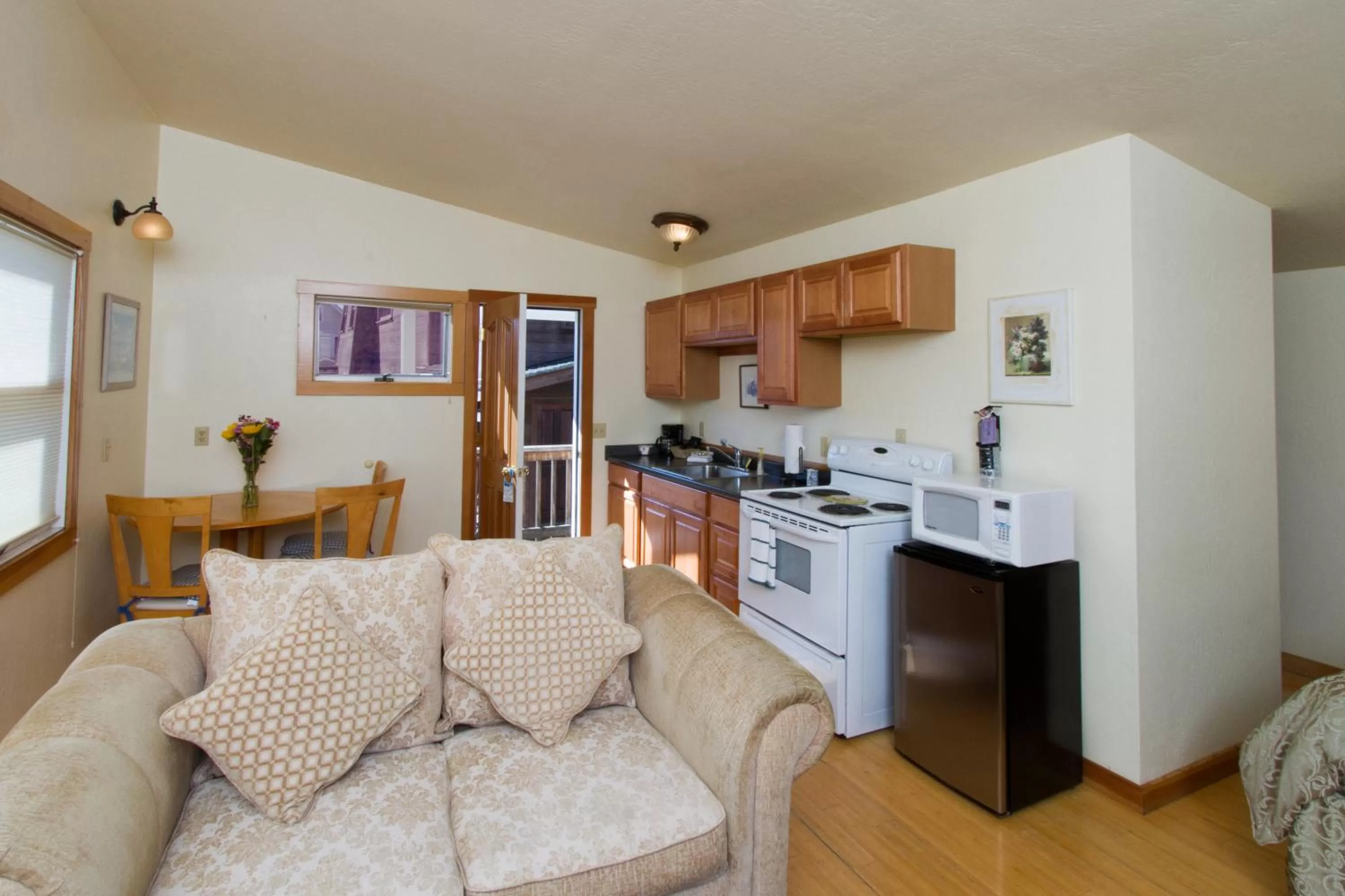 Living room in Sweetwater Inn and Spa