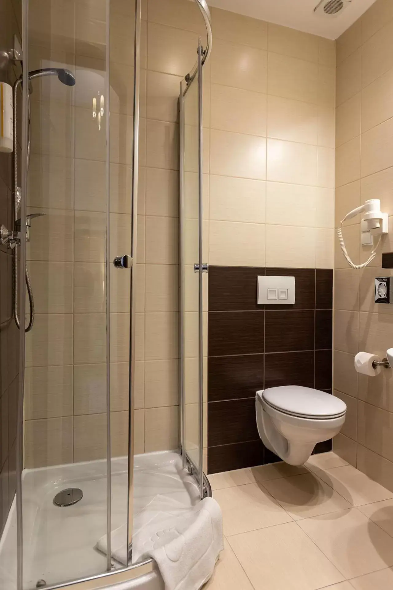 Bathroom in Hotel Maximum