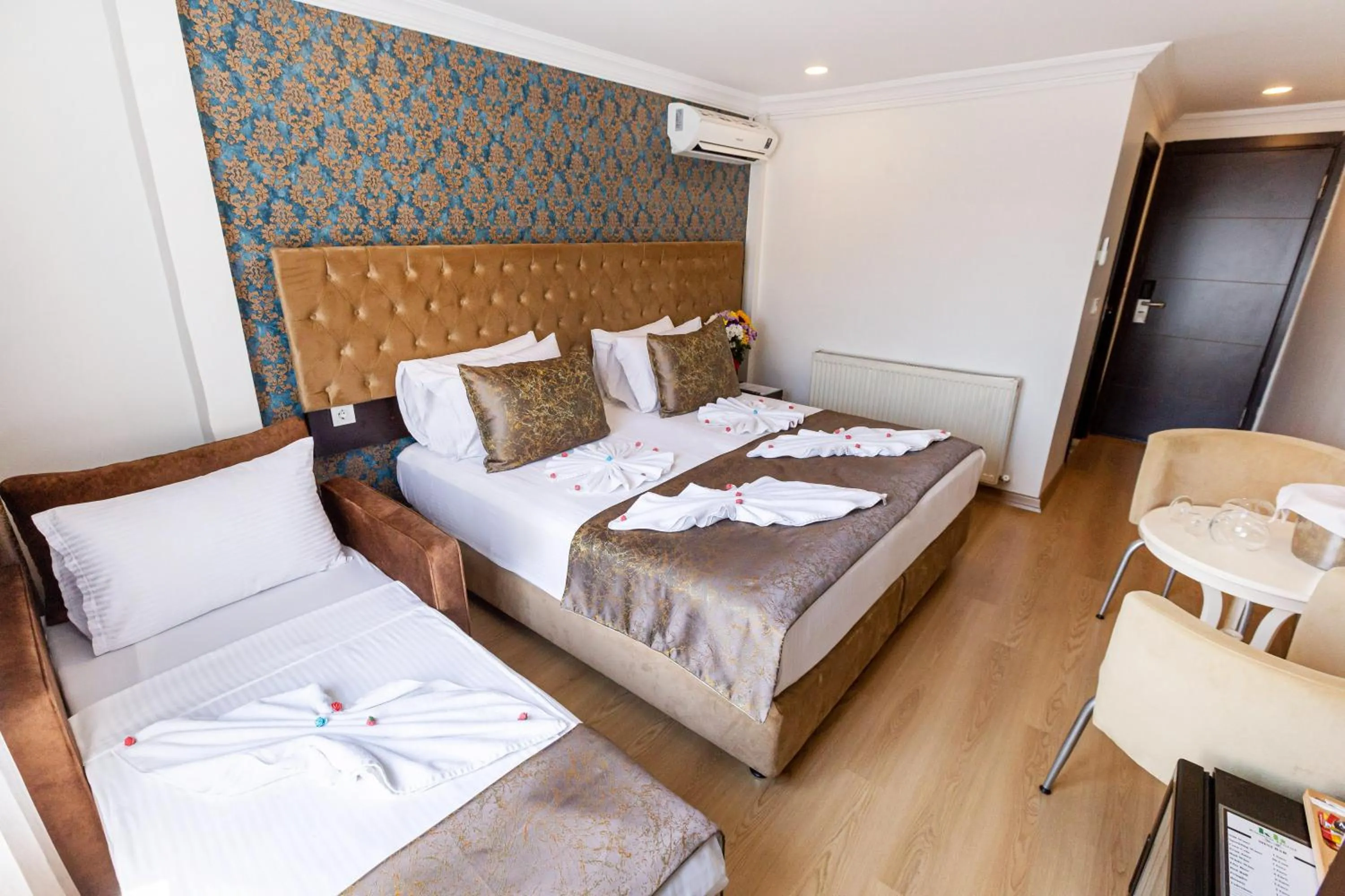 Bedroom, Bed in Kumru Hotel