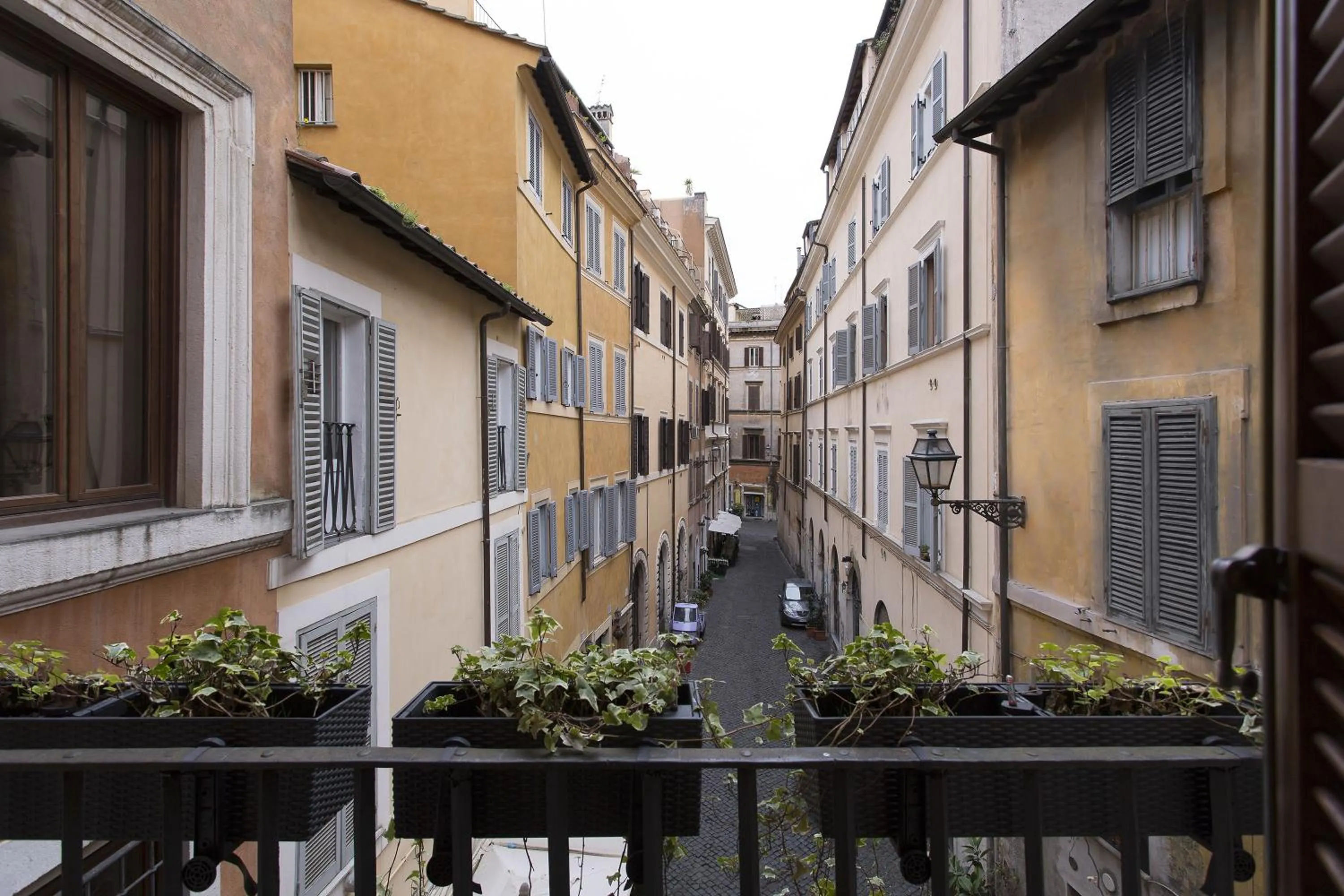 Street view in Hotel Teatro Pace