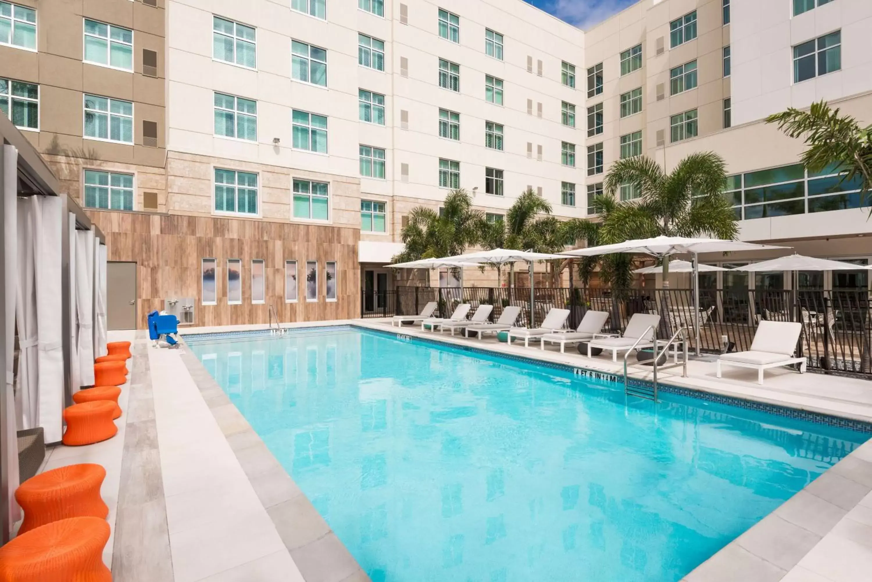 Property building, Swimming Pool in Homewood Suites by Hilton Sarasota-Lakewood Ranch