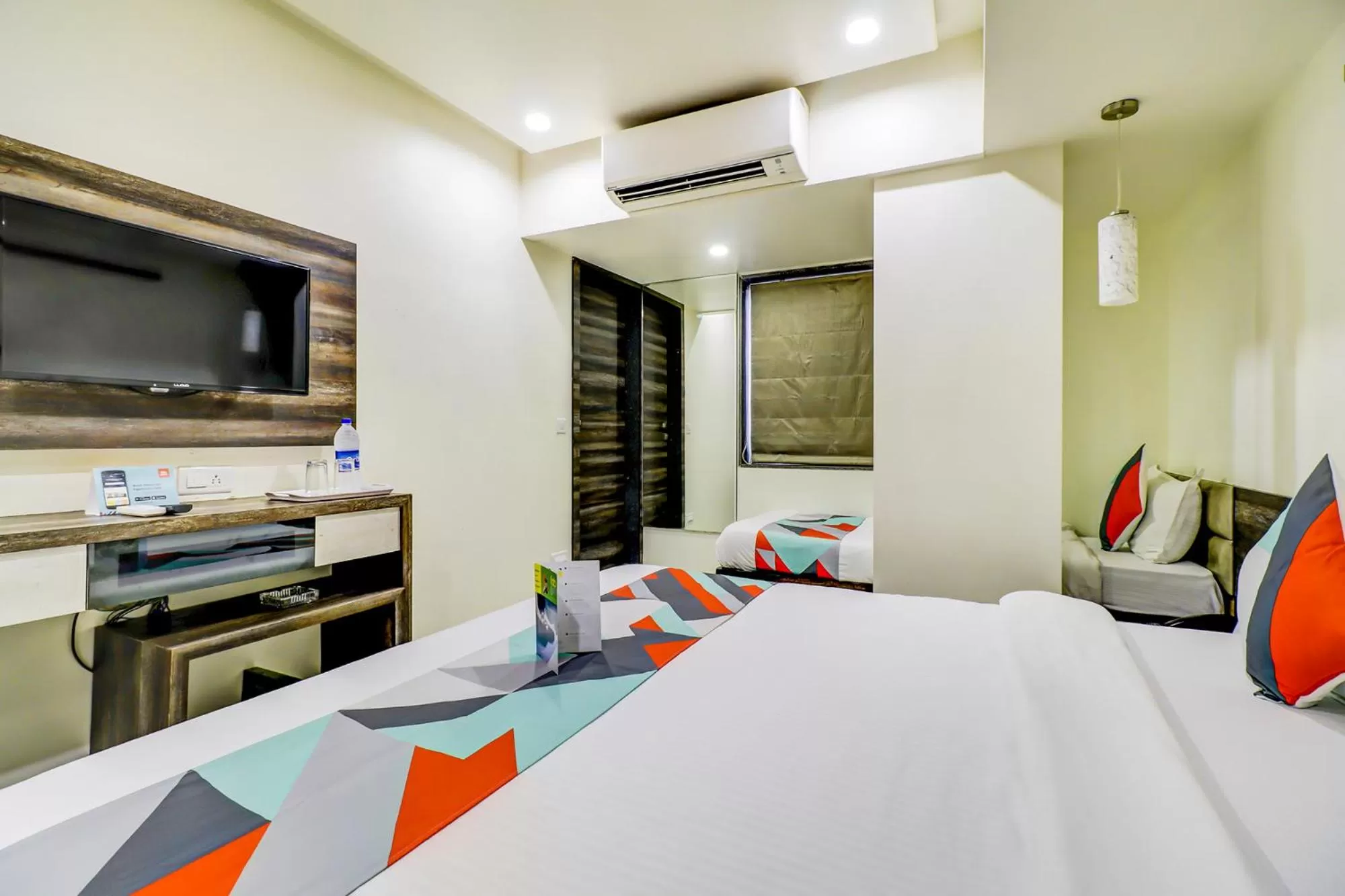 Bedroom in FabHotel Palliate Ellisbridge