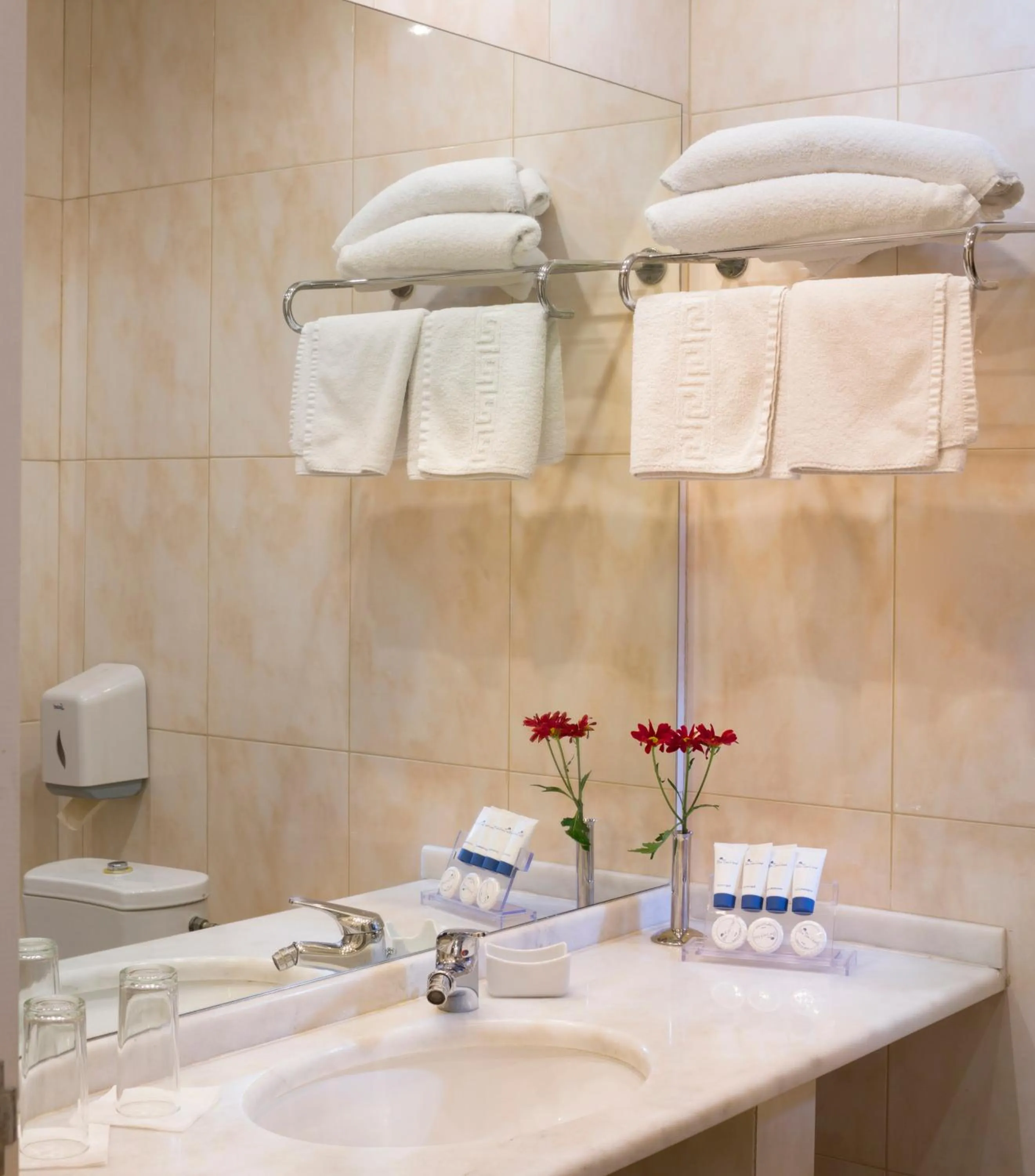 Bathroom in Blue Sea Hotel Alimos