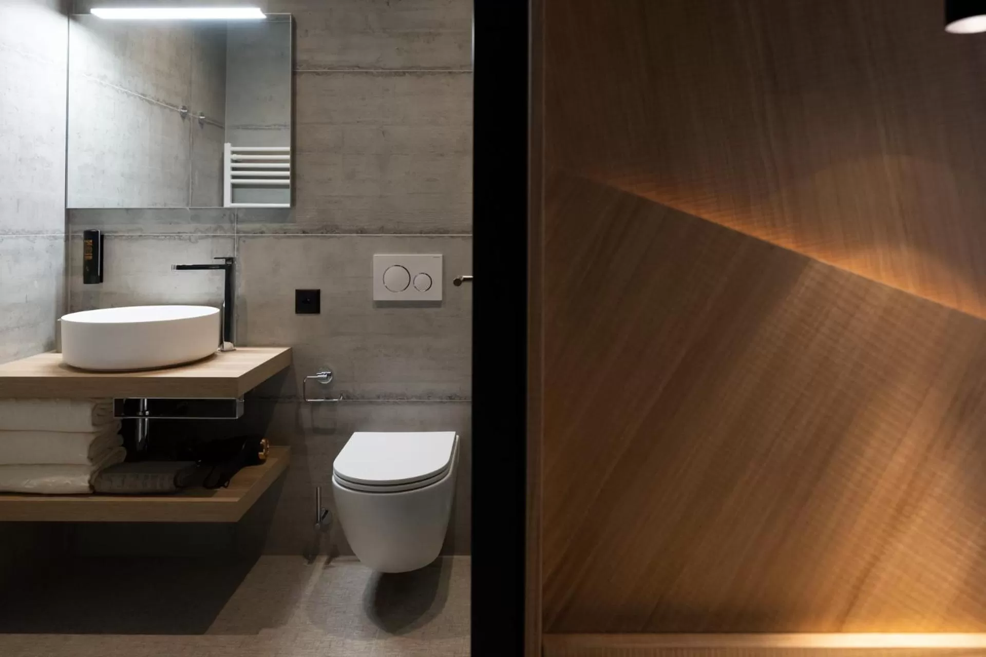 Bathroom in 6532 Smart Hotel - Self check-in