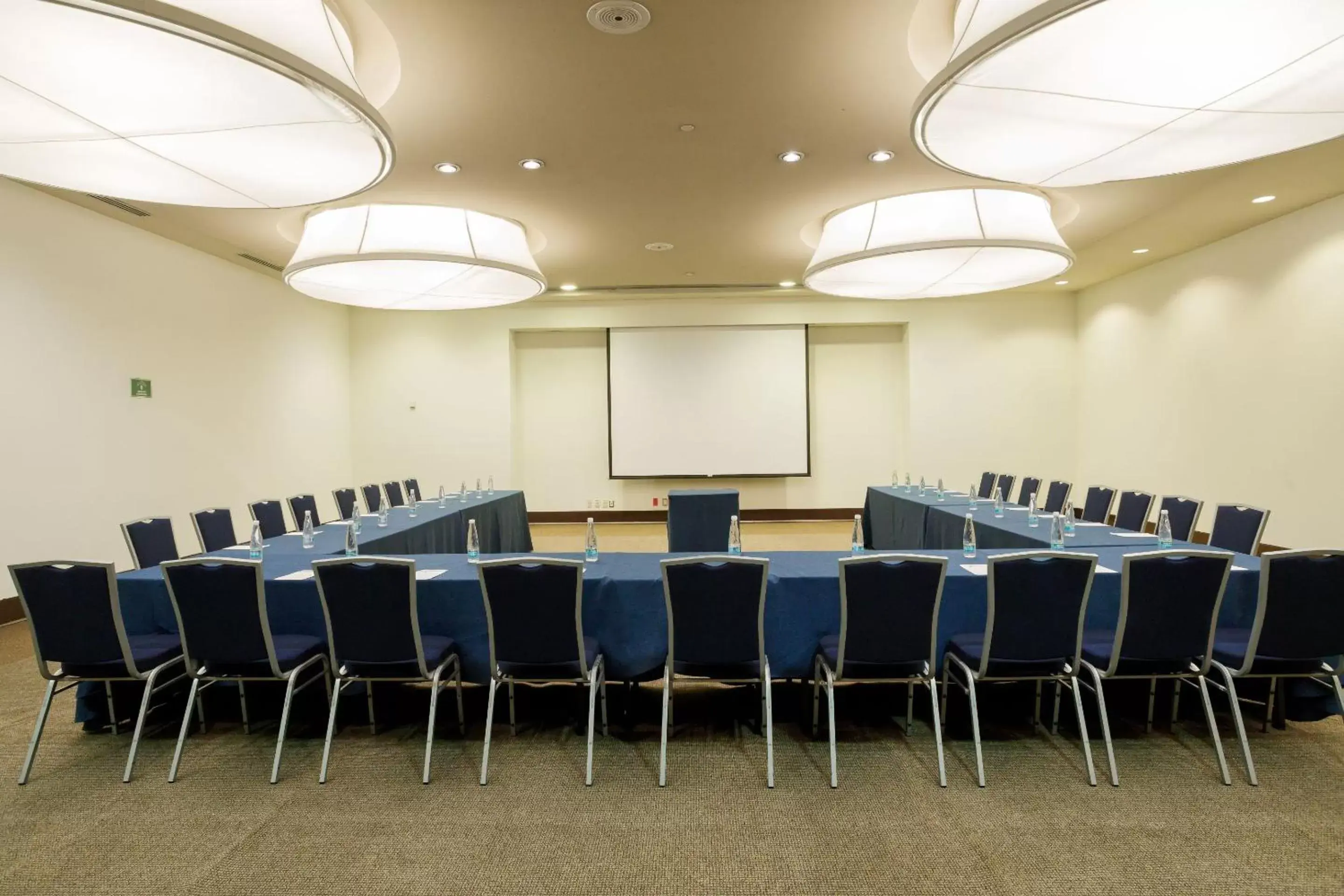 Meeting/conference room in Camino Real Santa Fe