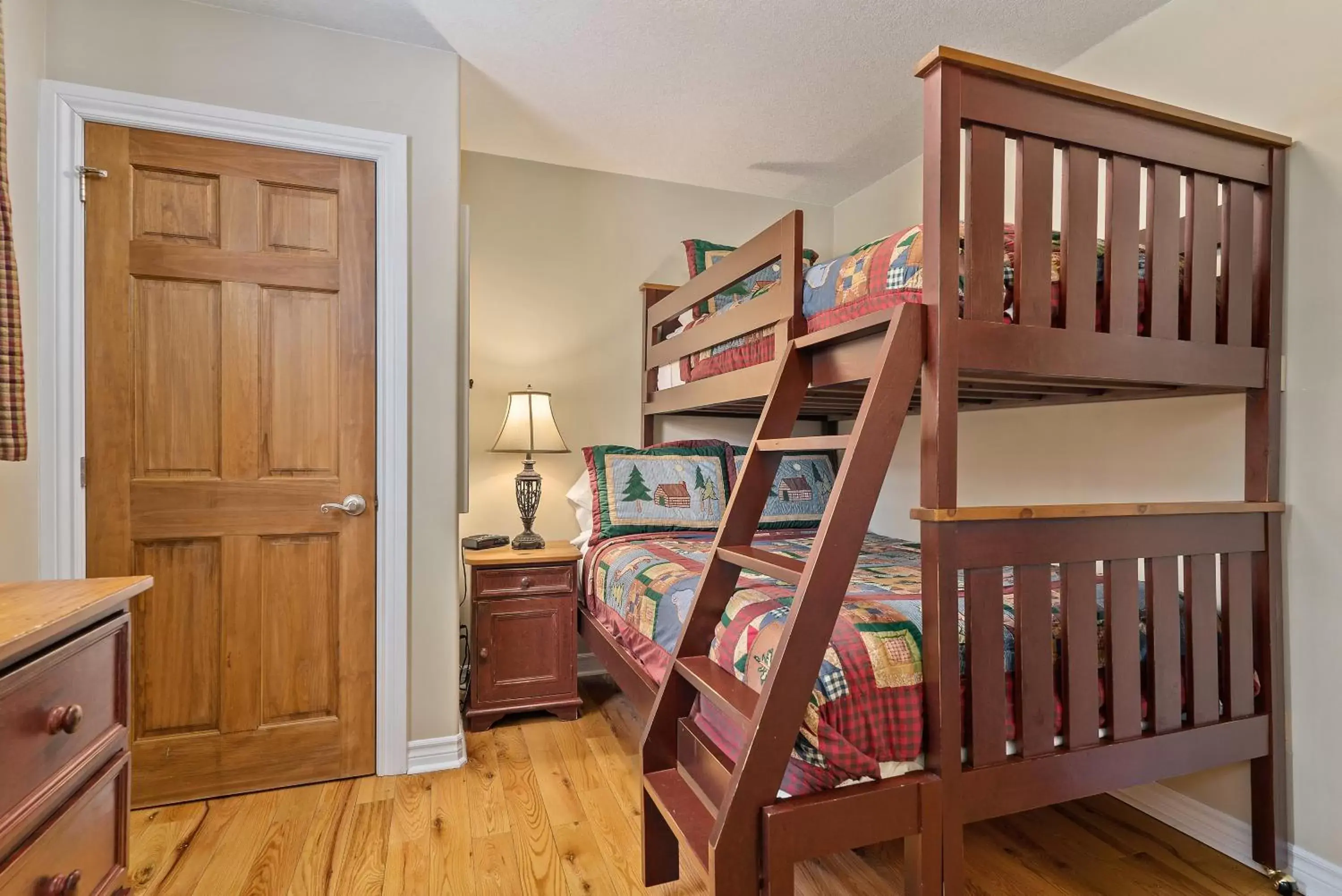 Bedroom, Bunk Bed in Blue Water Acres