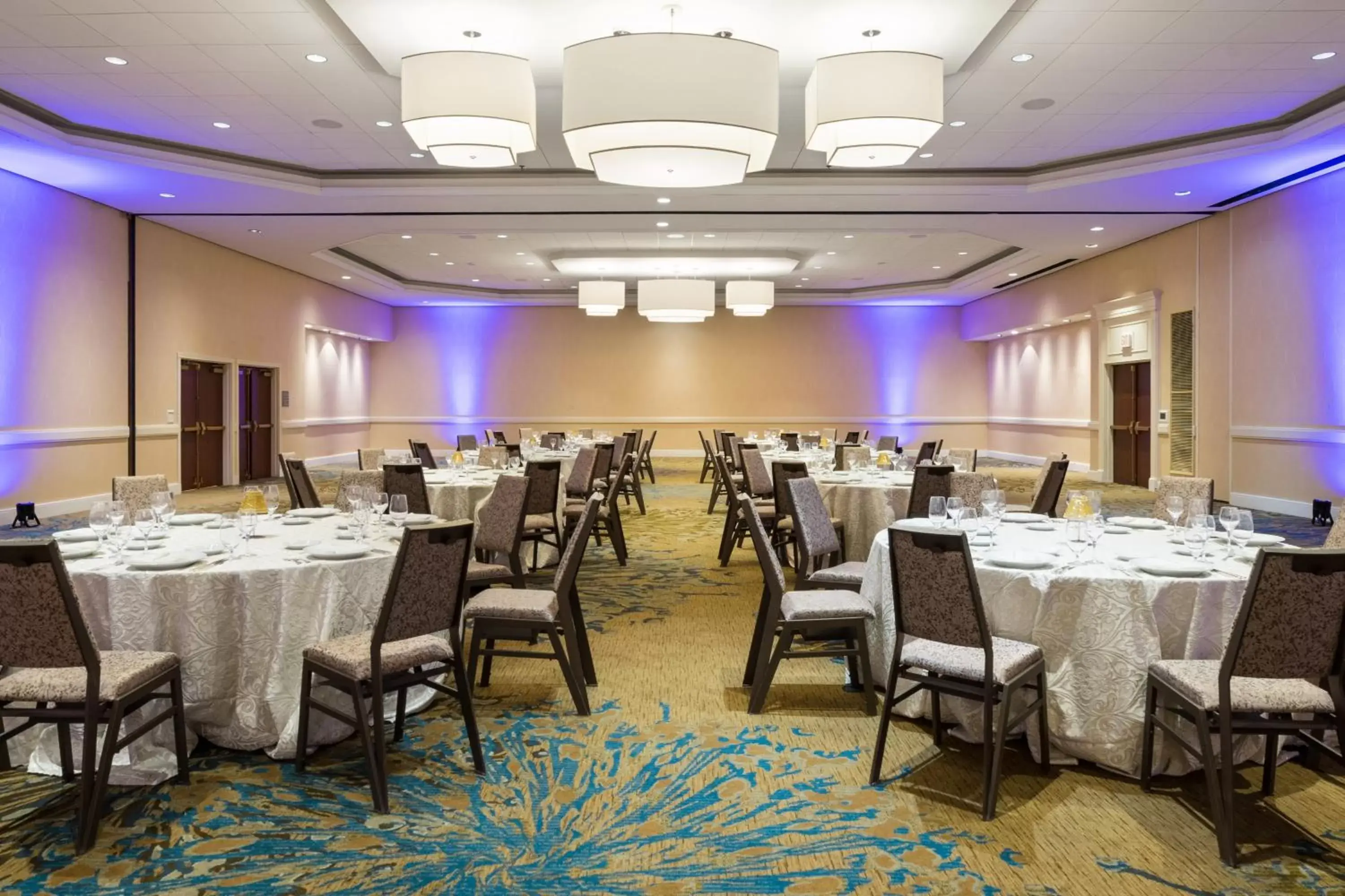 Meeting/conference room, Restaurant/Places to Eat in The Westin Crystal City Reagan National Airport