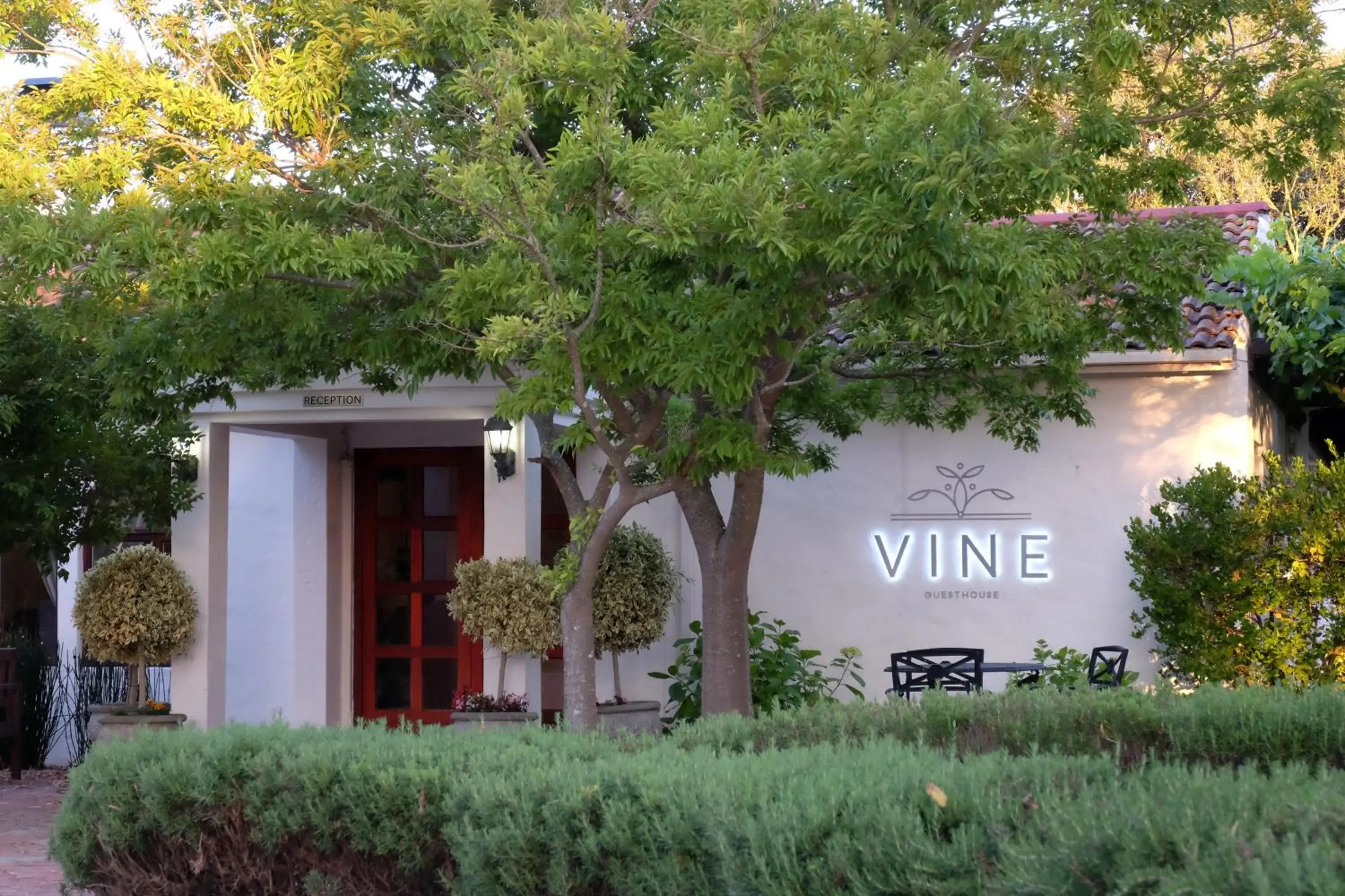 Facade/entrance, Property Building in Vine Guesthouse