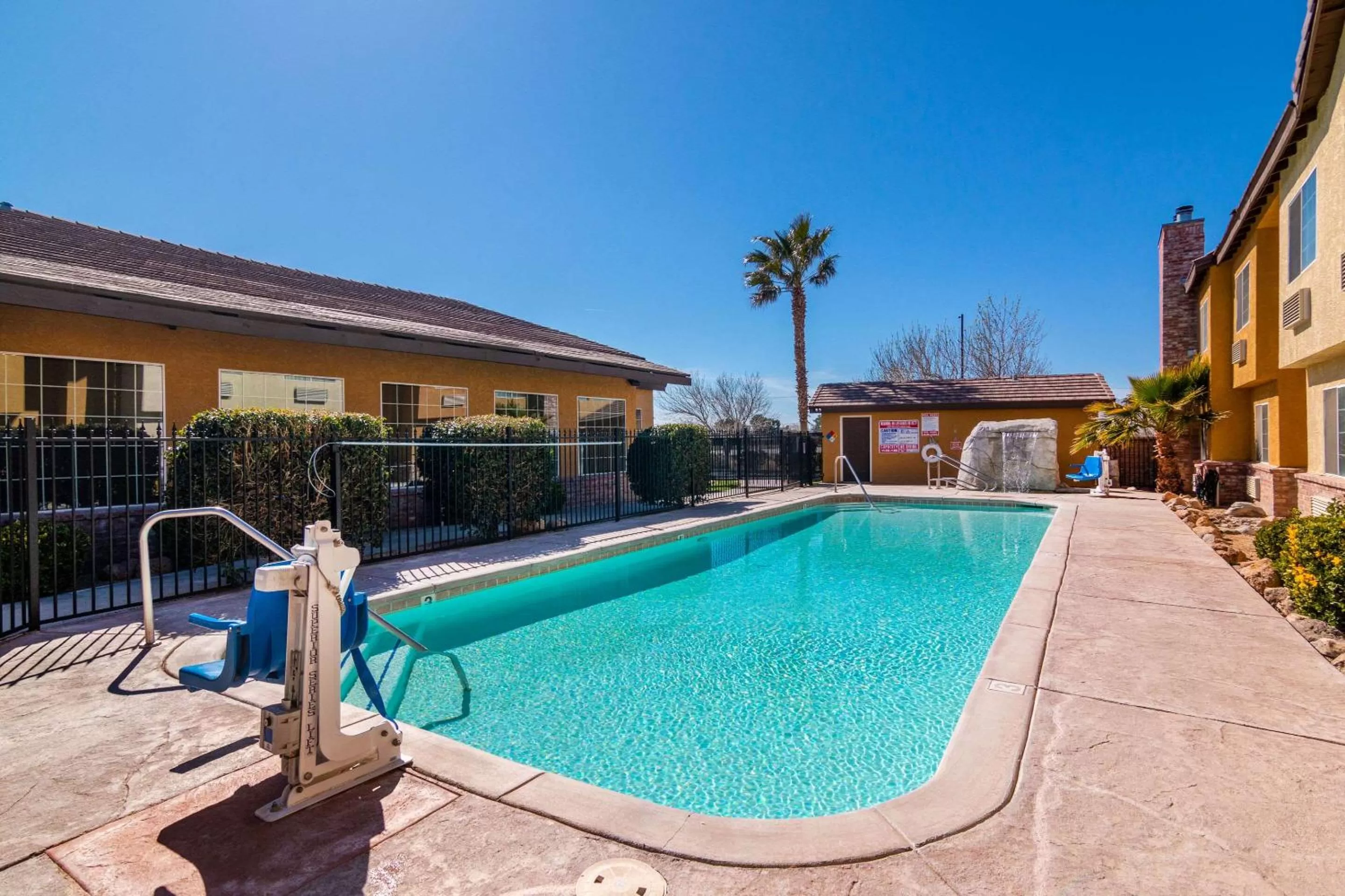 Hot Tub in Comfort Inn & Suites