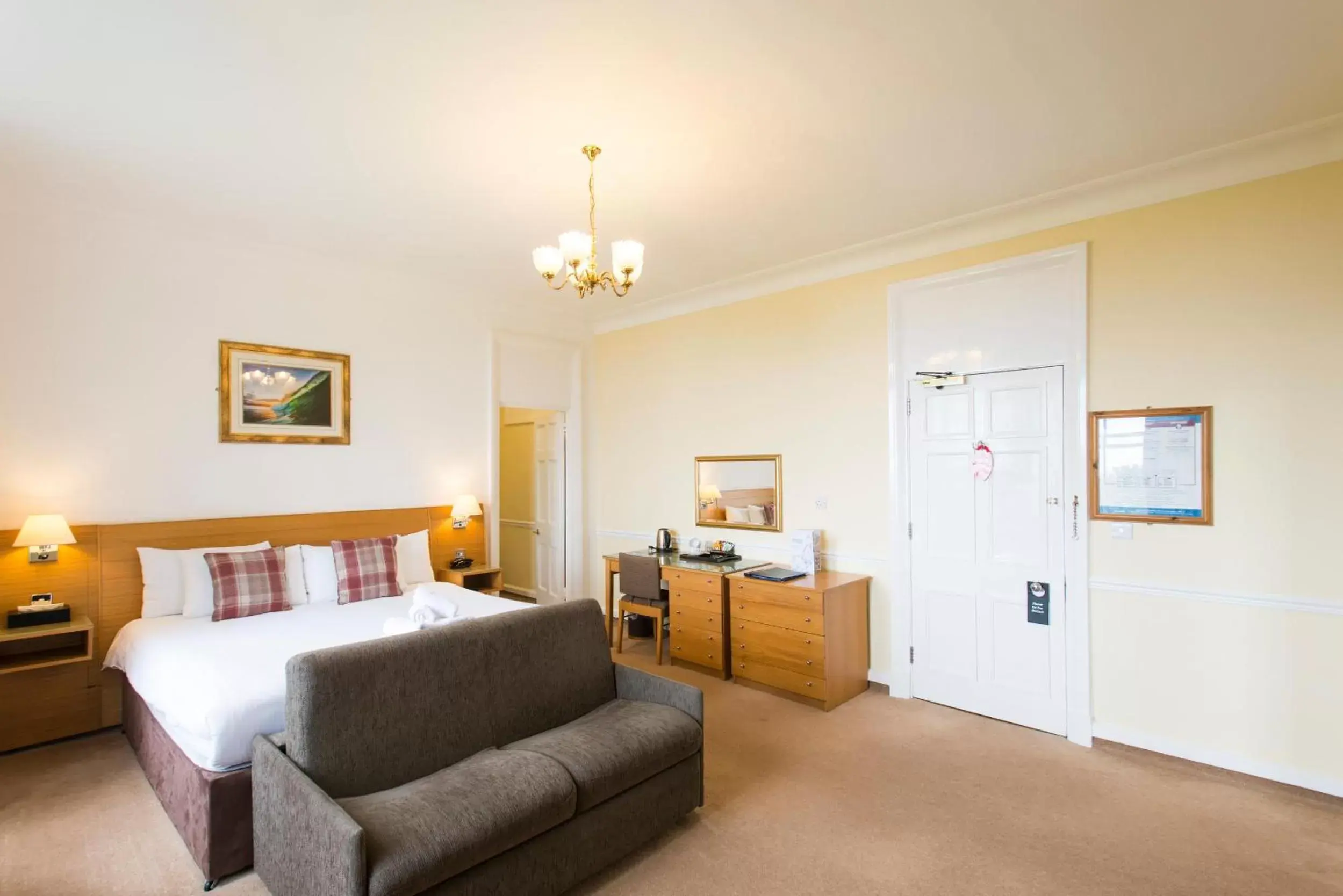 Photo of the whole room, Seating Area in Tregenna Castle Resort