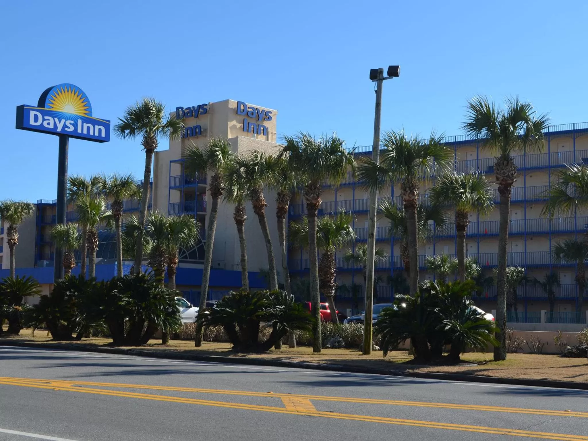 Facade/entrance in Days Inn by Wyndham Panama City Beach Beachfront Resort