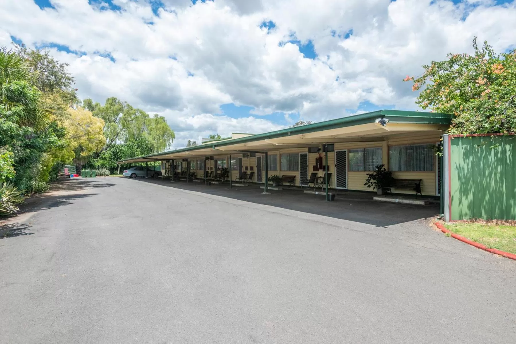 Property building in Roma Motel