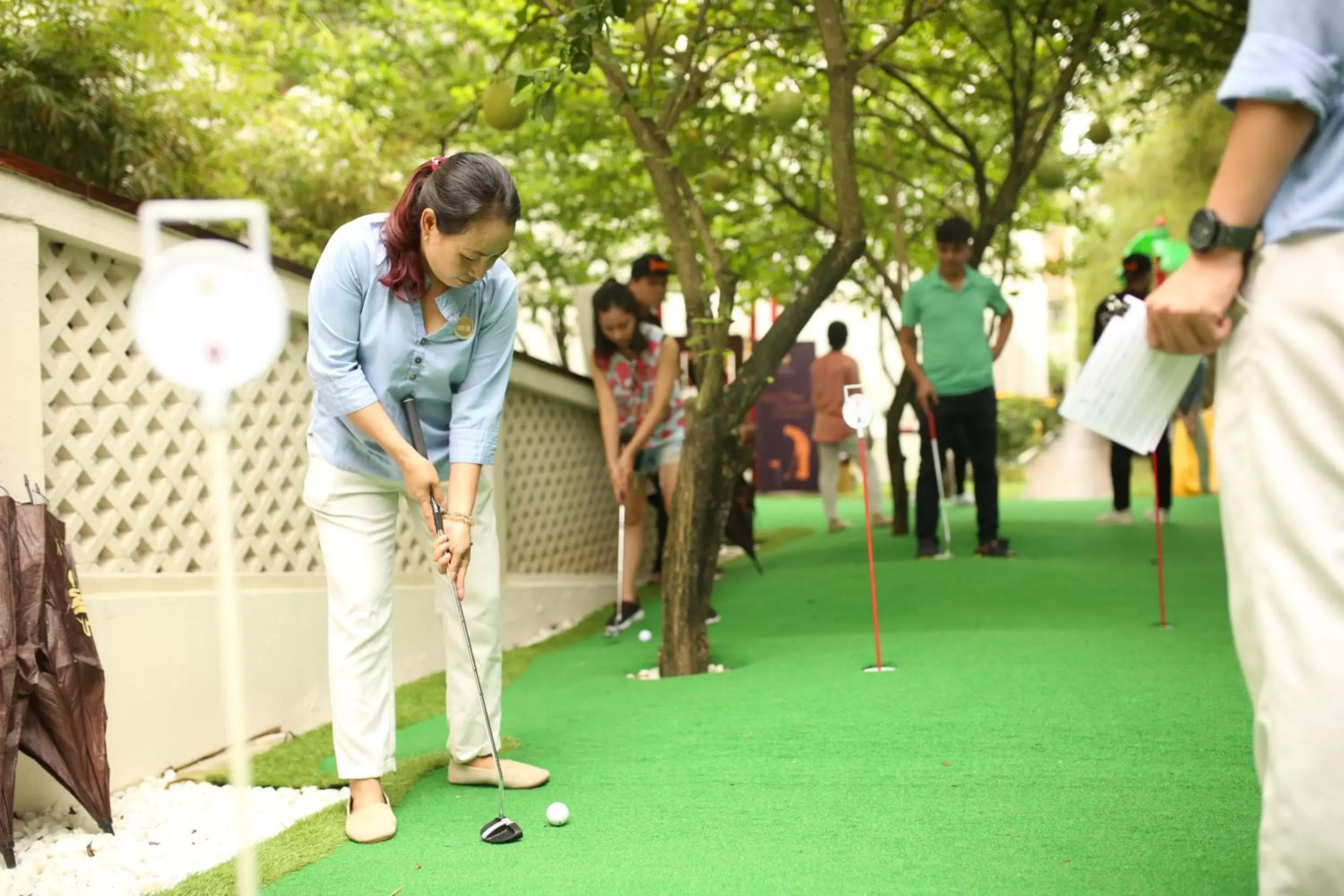 Minigolf in Almanity Hoi An Resort & Spa