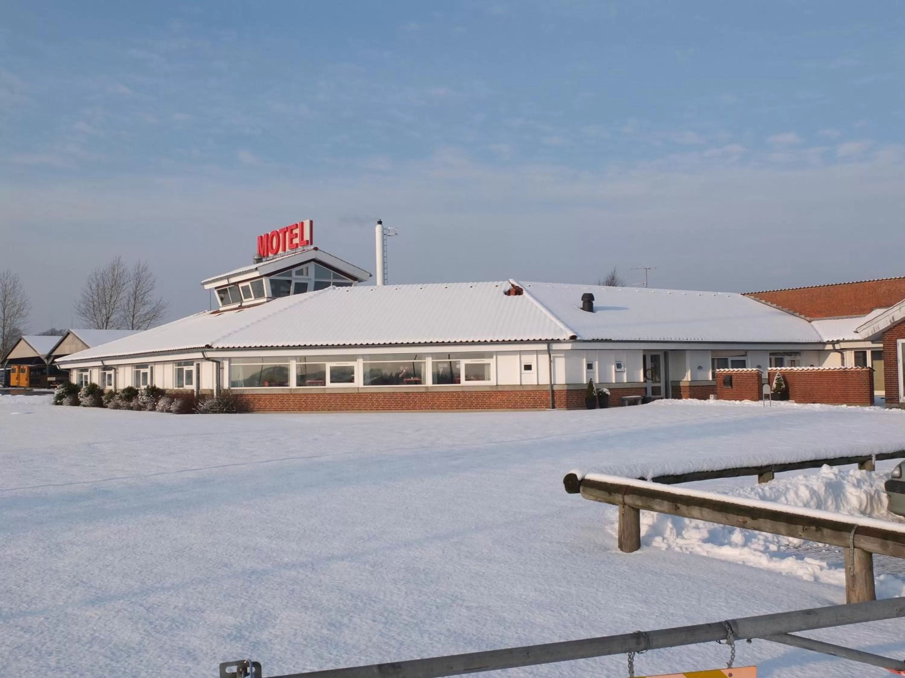 Facade/entrance in Motel Spar 10