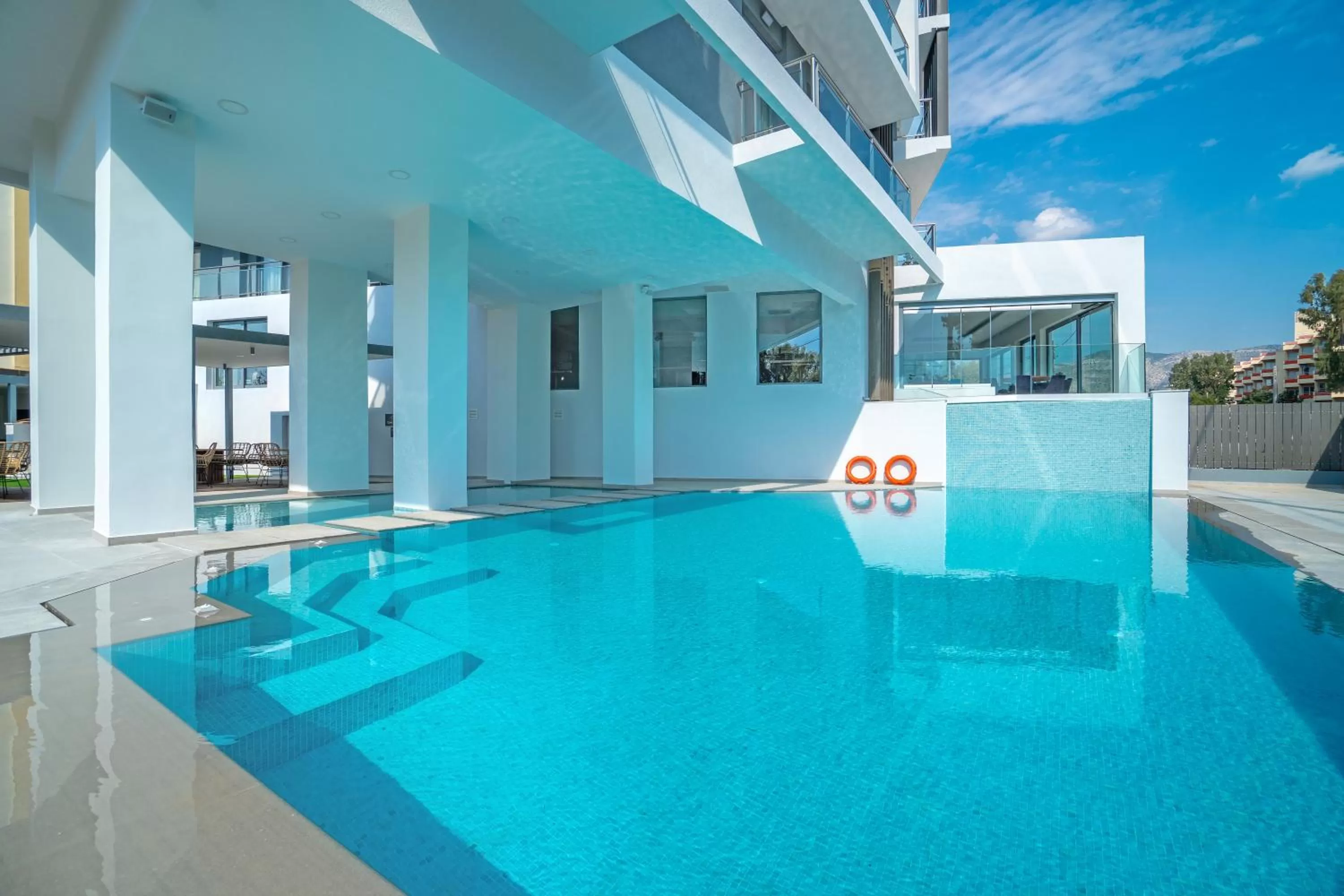 Swimming pool in Glyfada Riviera Hotel