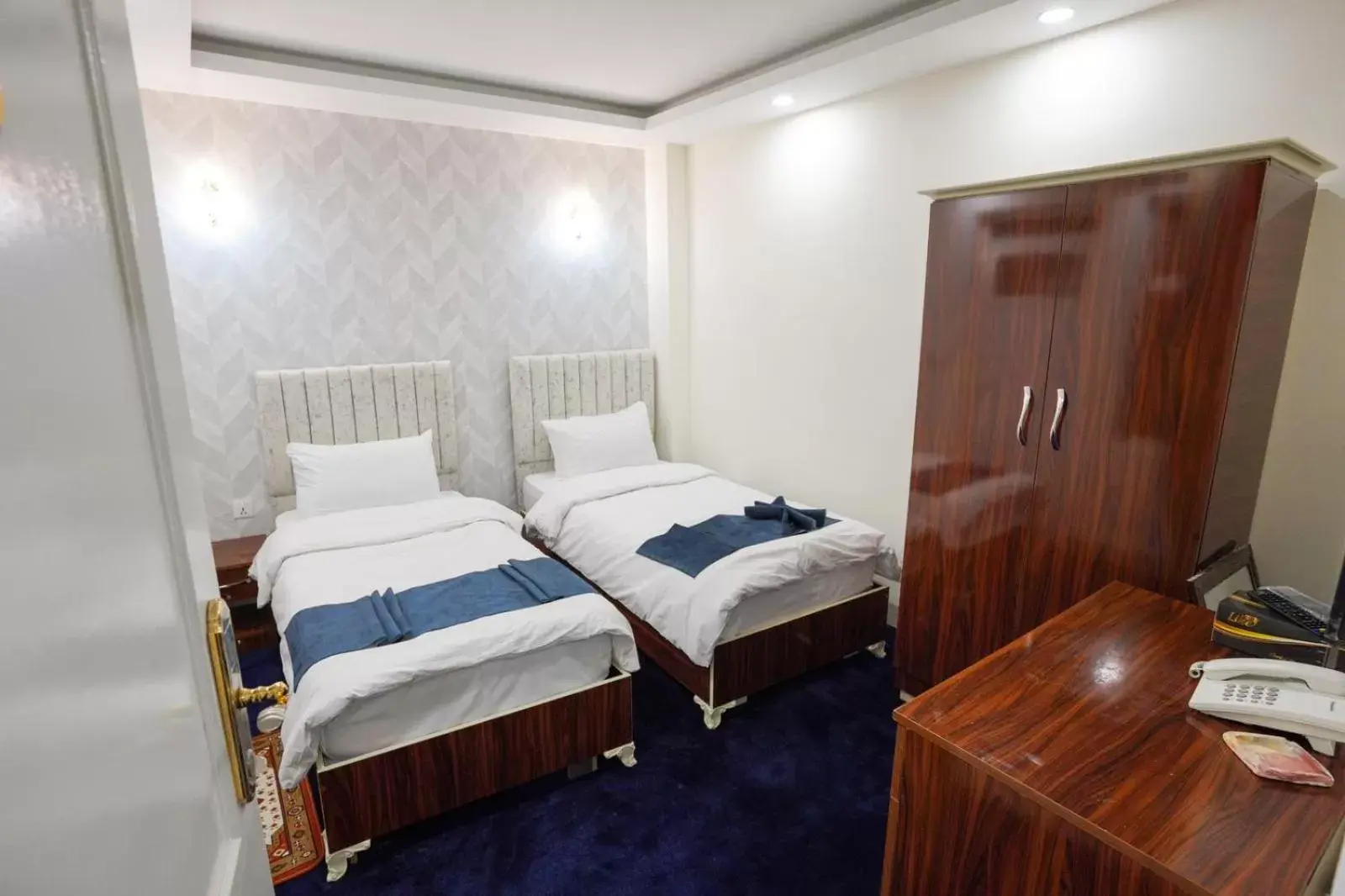 Bed in Vote Hotel Bed in Vote Hotel