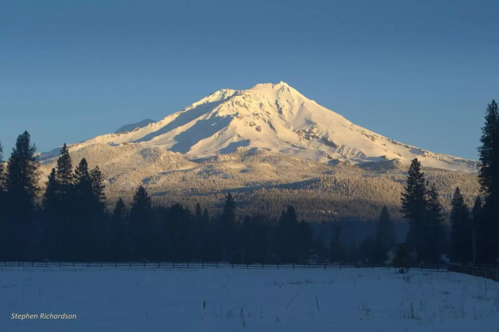 Winter in McCloud Hotel